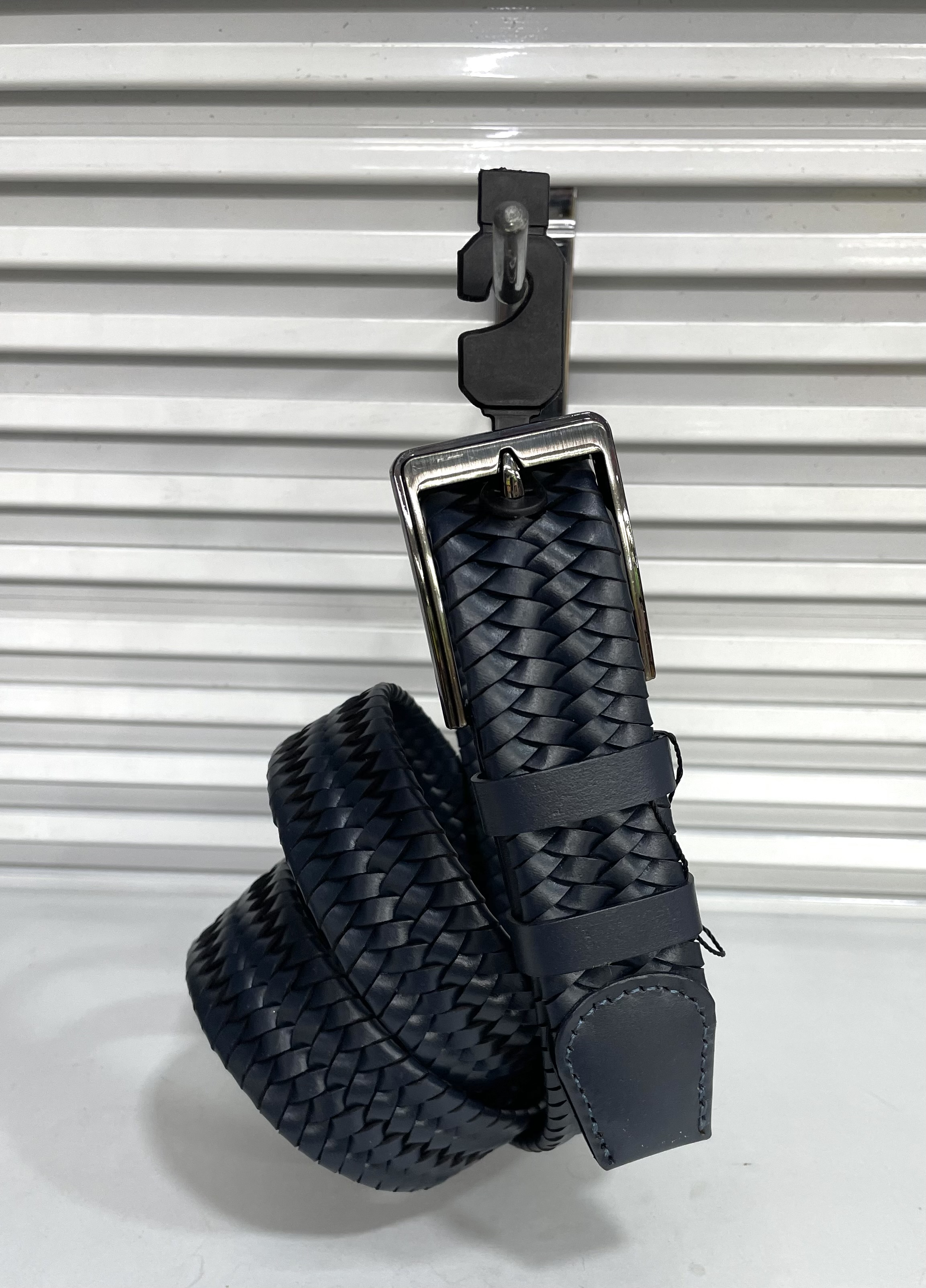 INTERWOVEN STRETCH