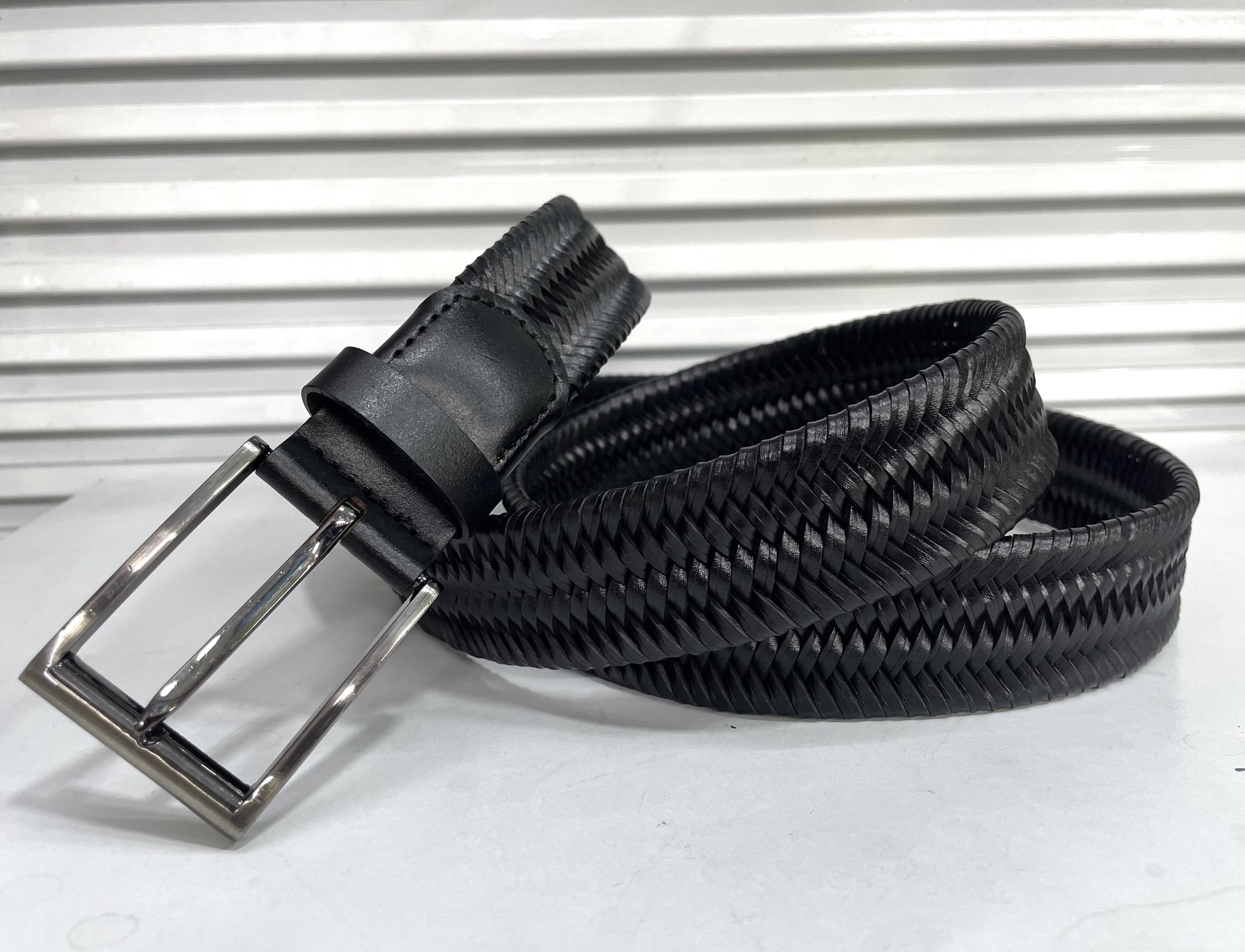 INTERWOVEN STRETCH