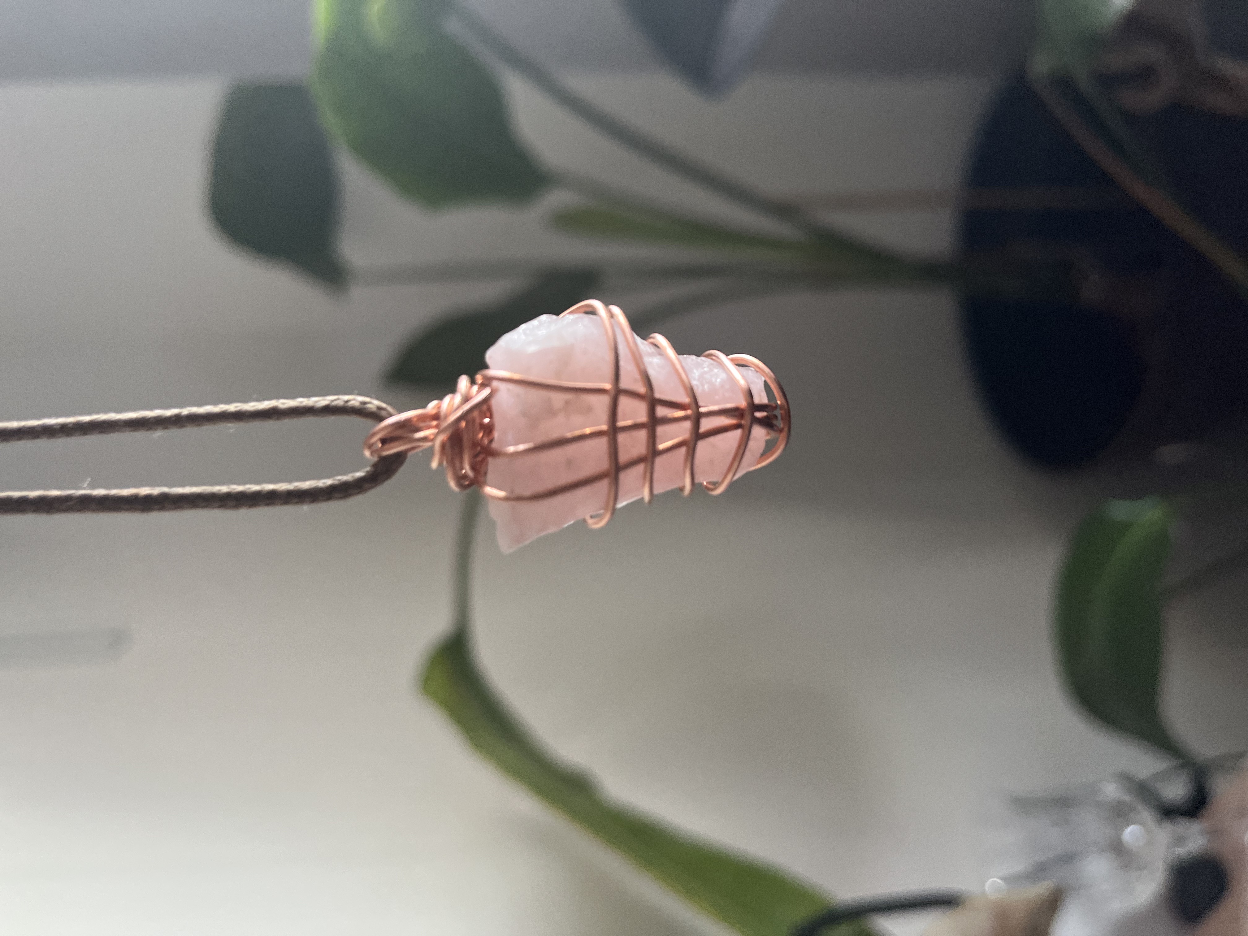 Rose Quartz (Copper Wrapped)