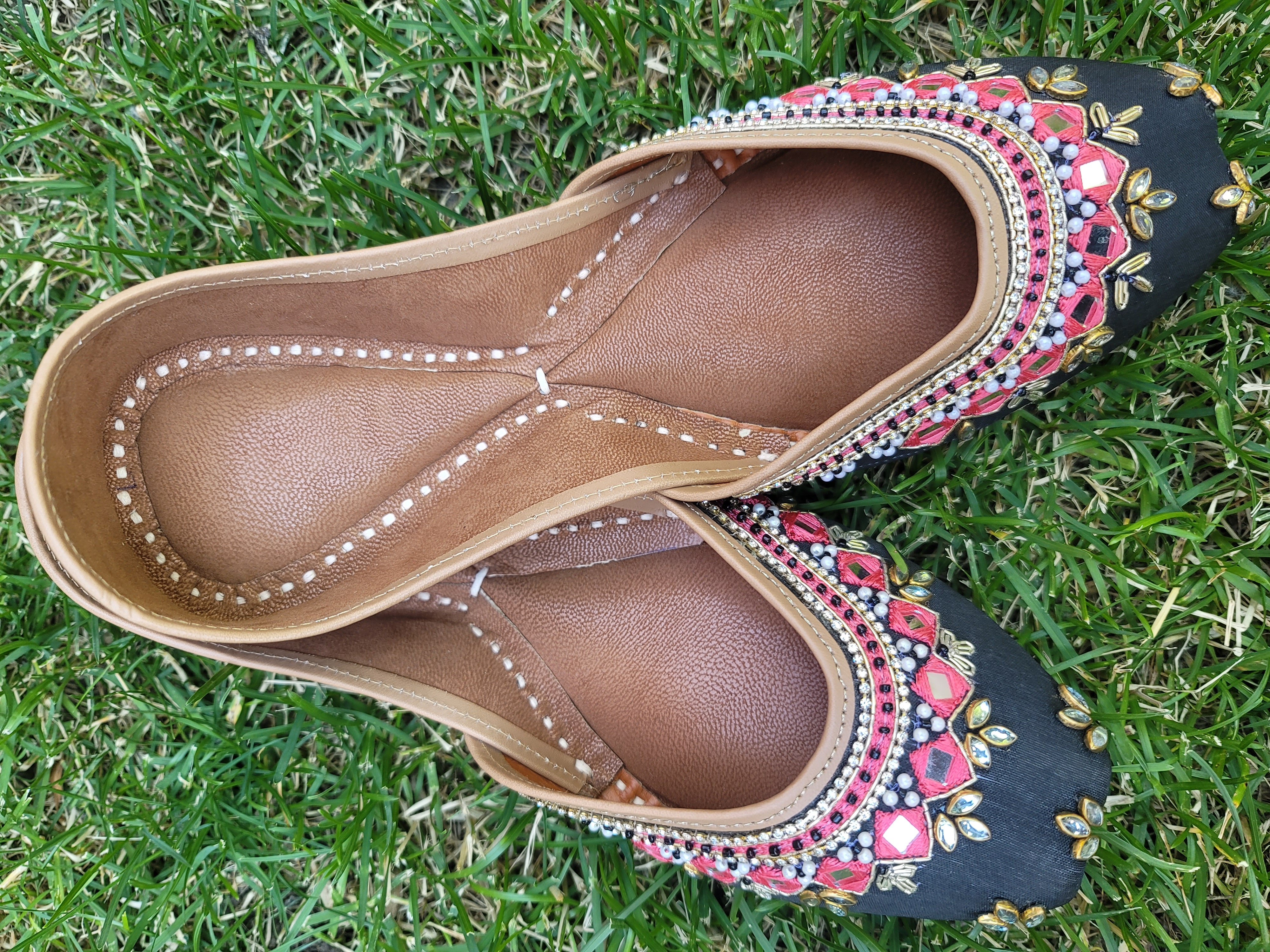 Traditional Punjabi Jutti