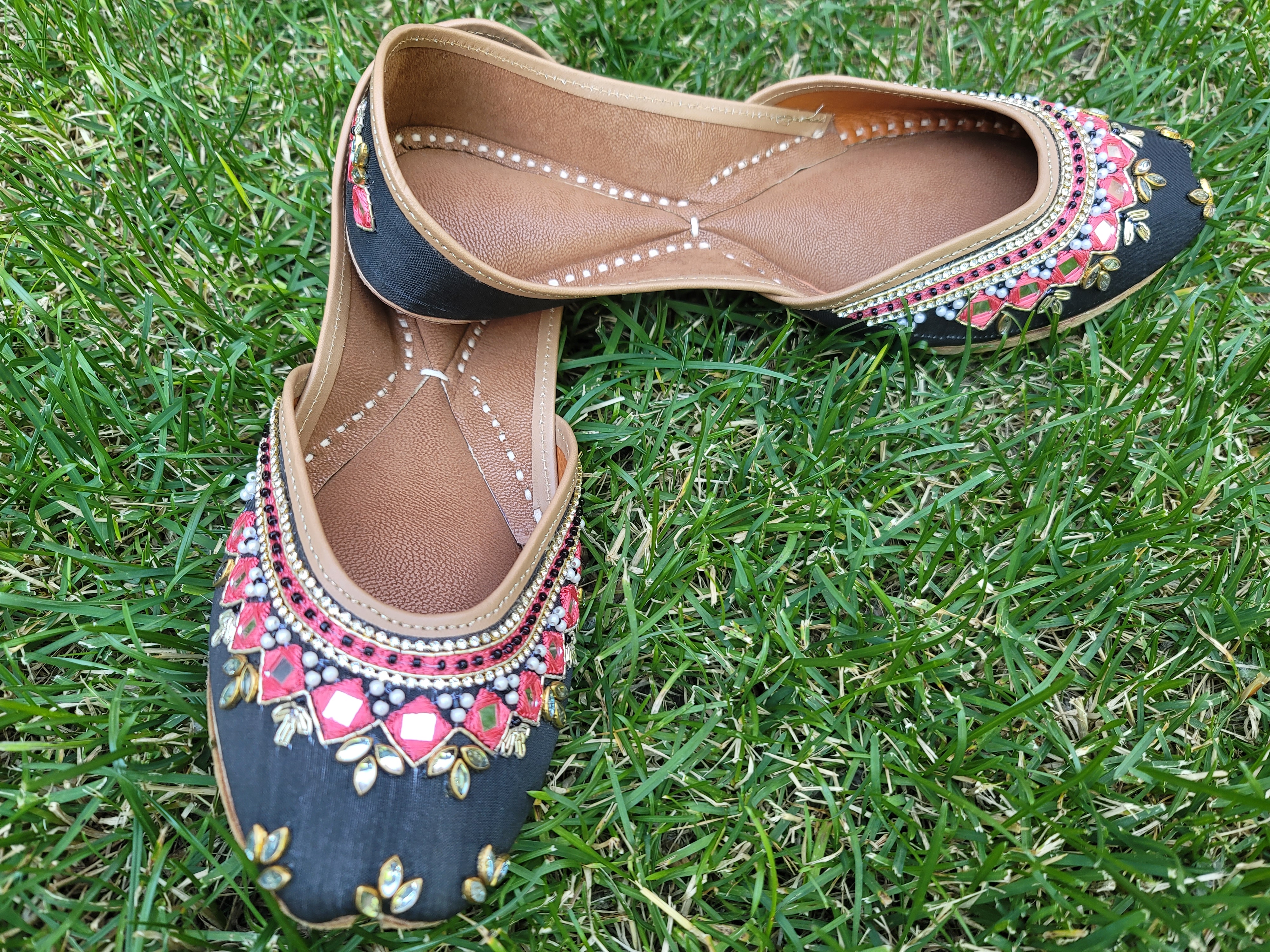 Traditional Punjabi Jutti