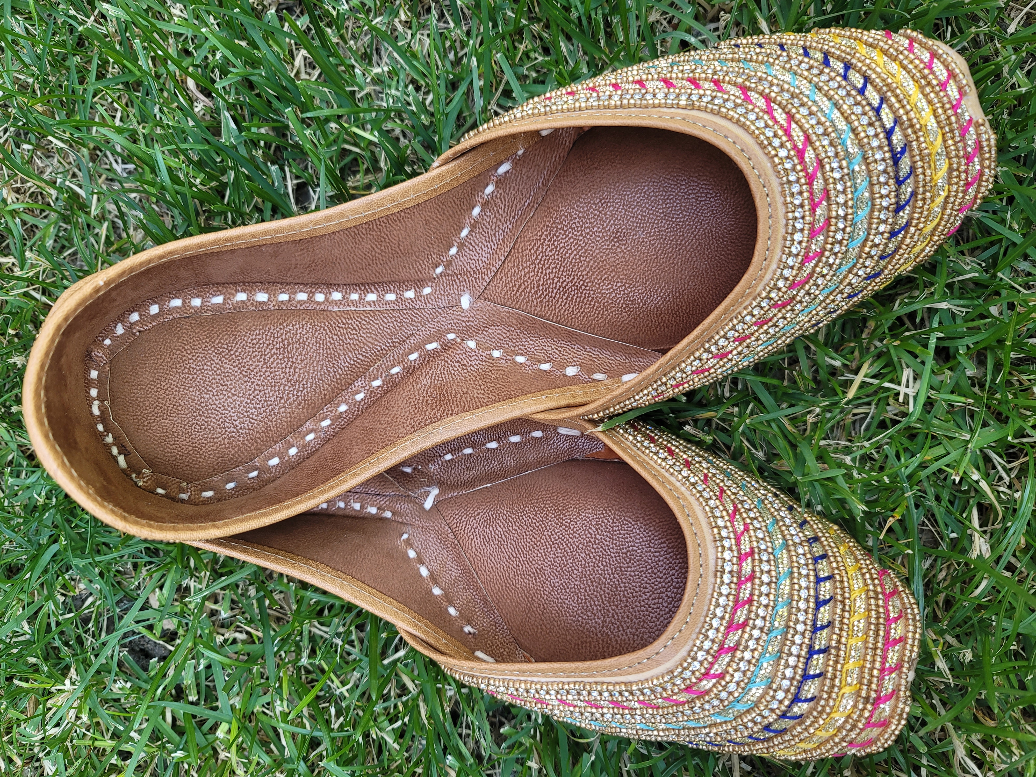 Traditional Punjabi Jutti
