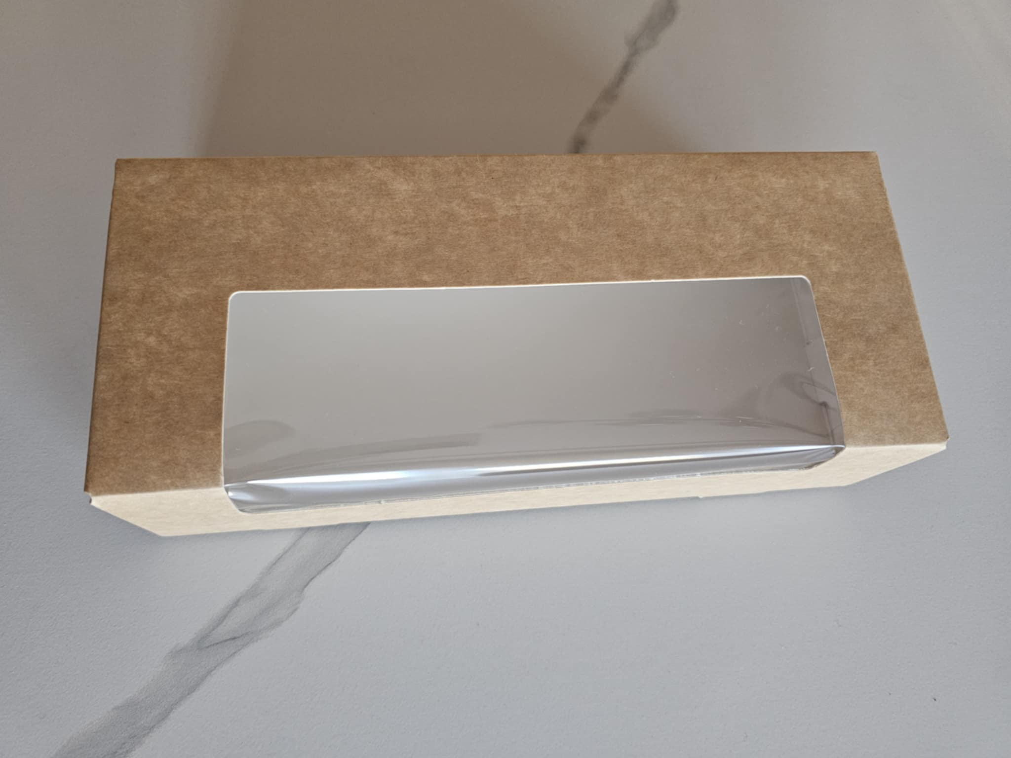 Ruda dėžutė su langeliu 22x9x5cm (5vnt)