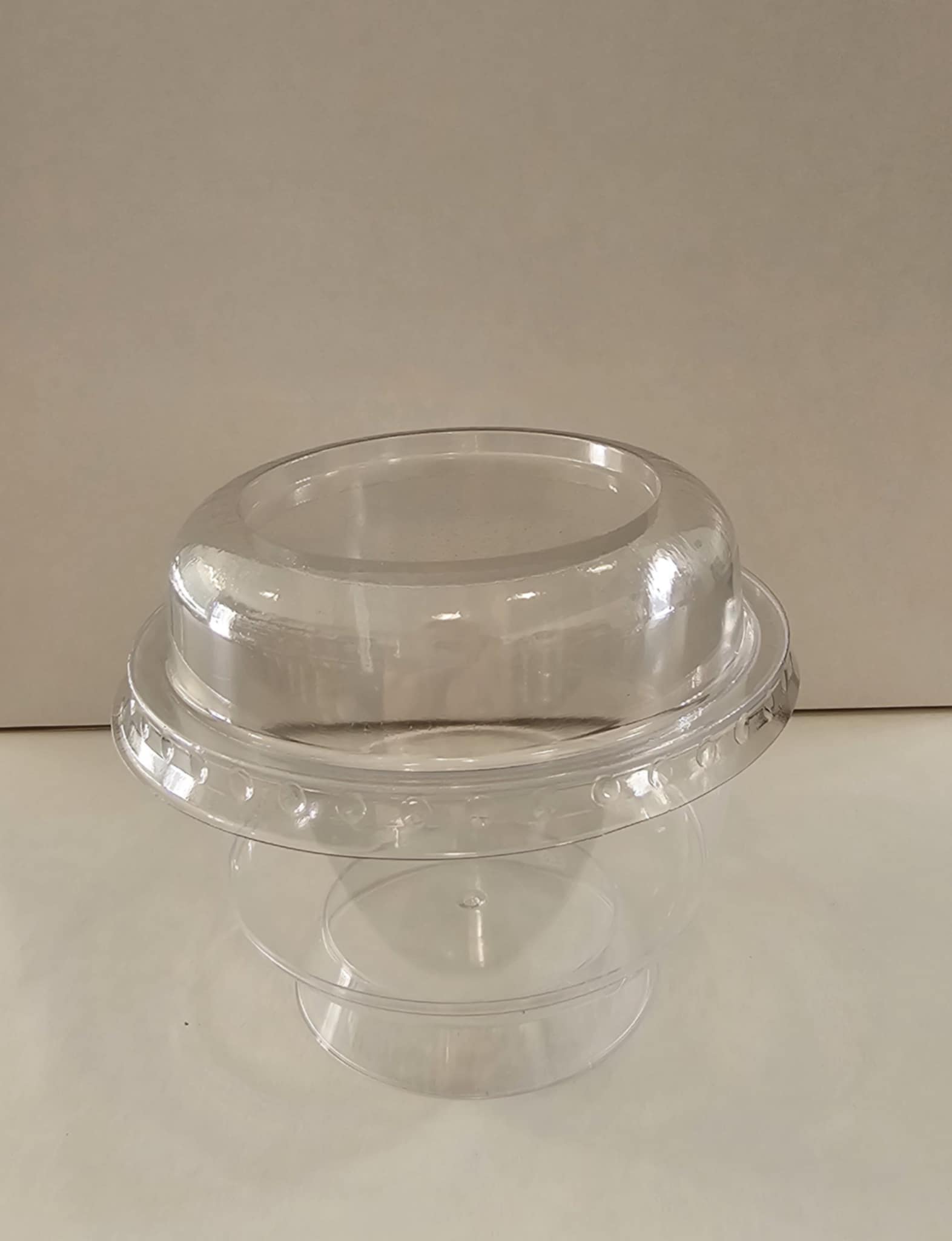Indeliai desertui/užkandžiui su dangteliu 220ml  (25vnt)