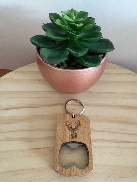 Décapsuleur porte clés en bois