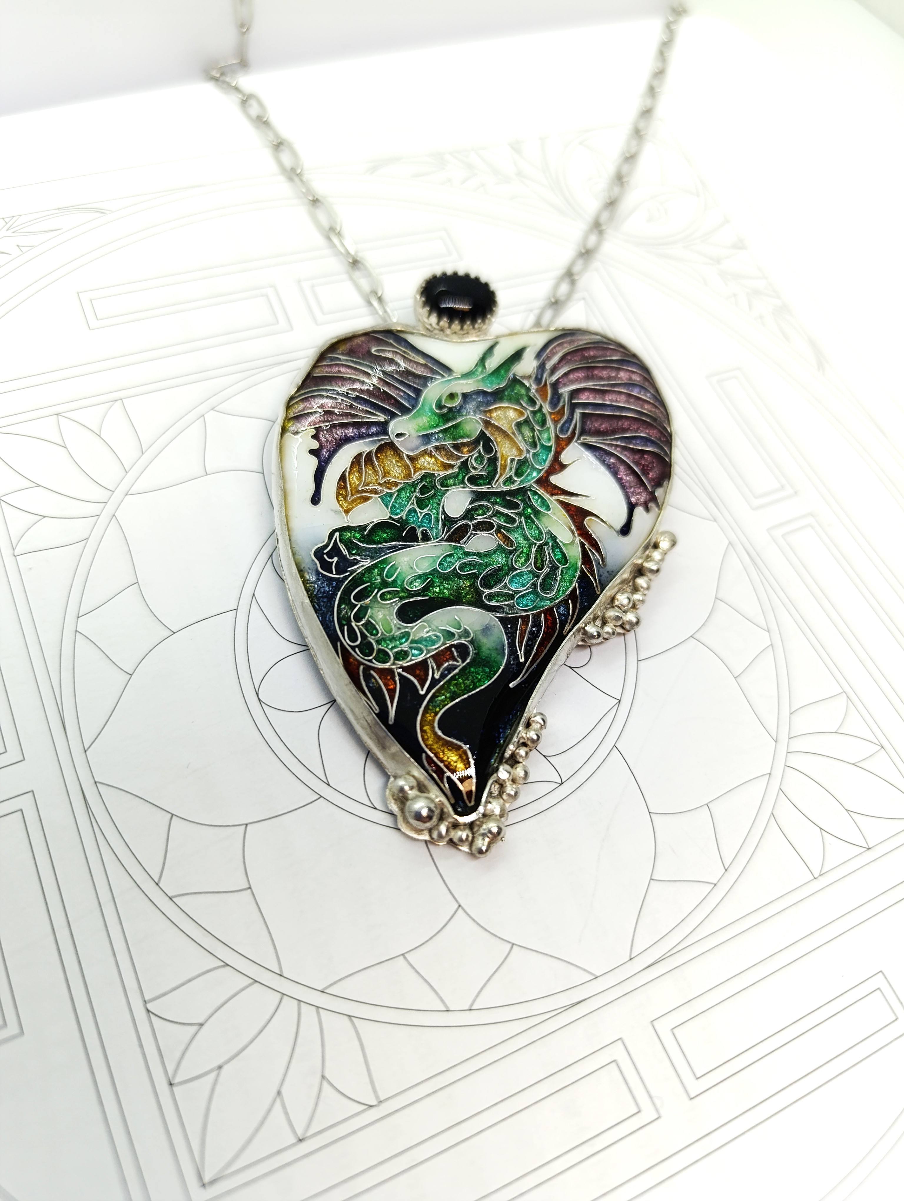 Dragon mystique