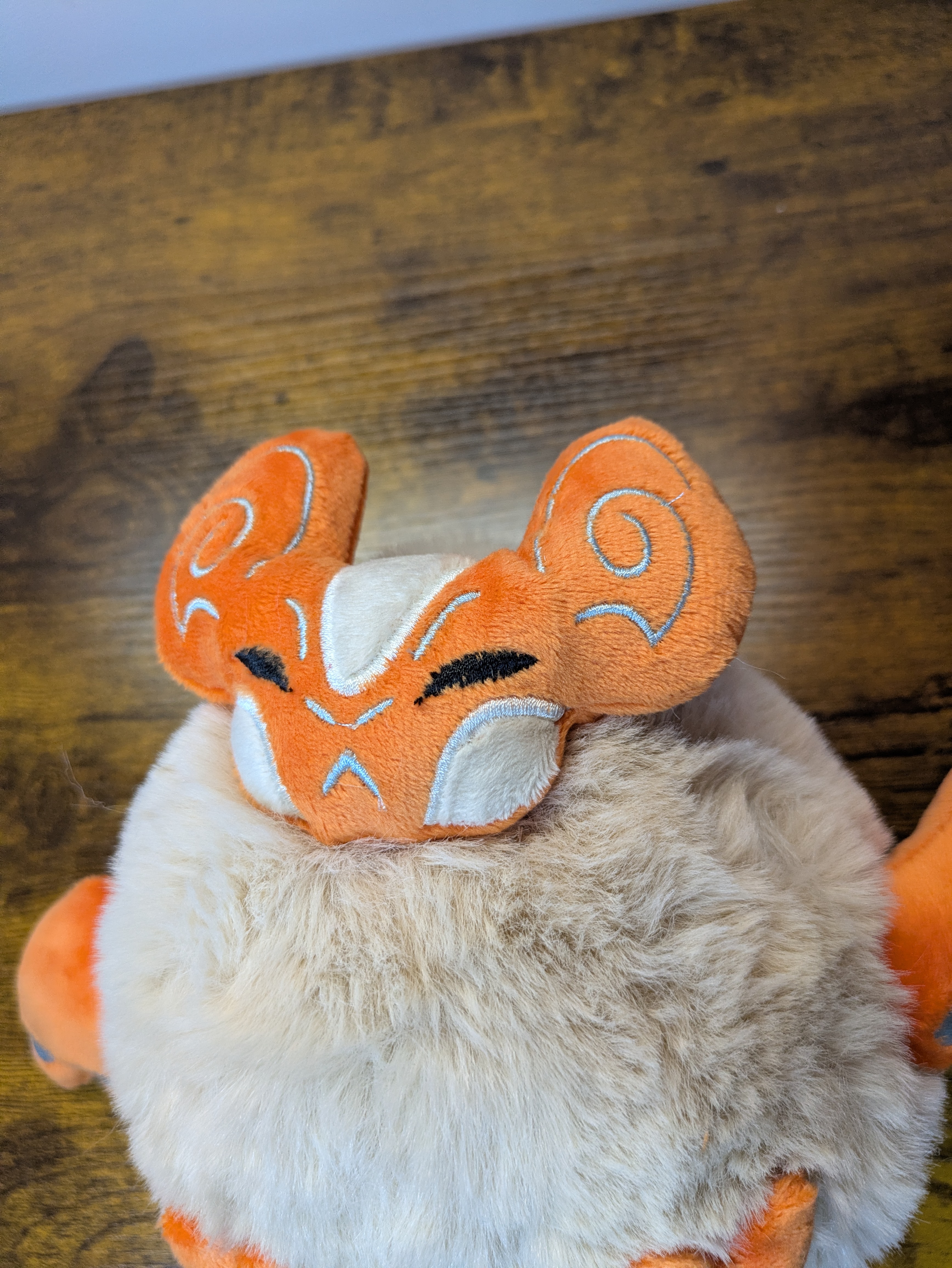 Peluche Paolumu orange