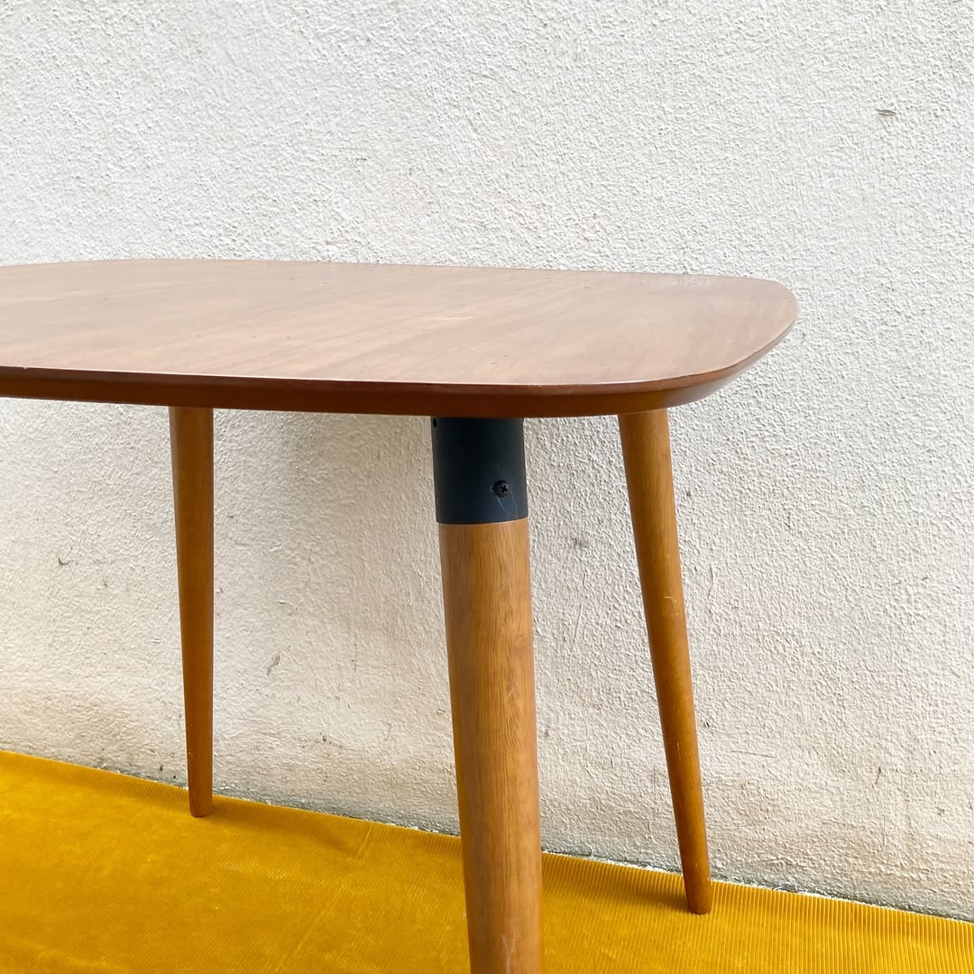 Table à manger scandinave en teck
