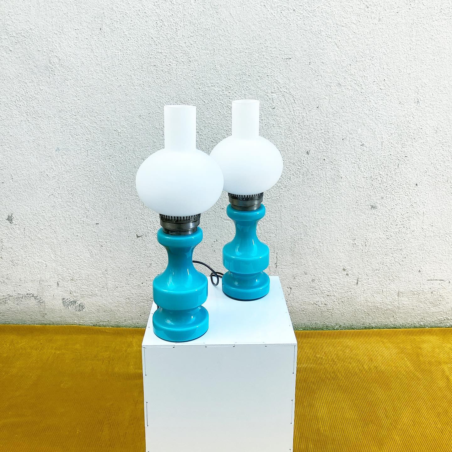 Lampe à poser, ceramique et opaline