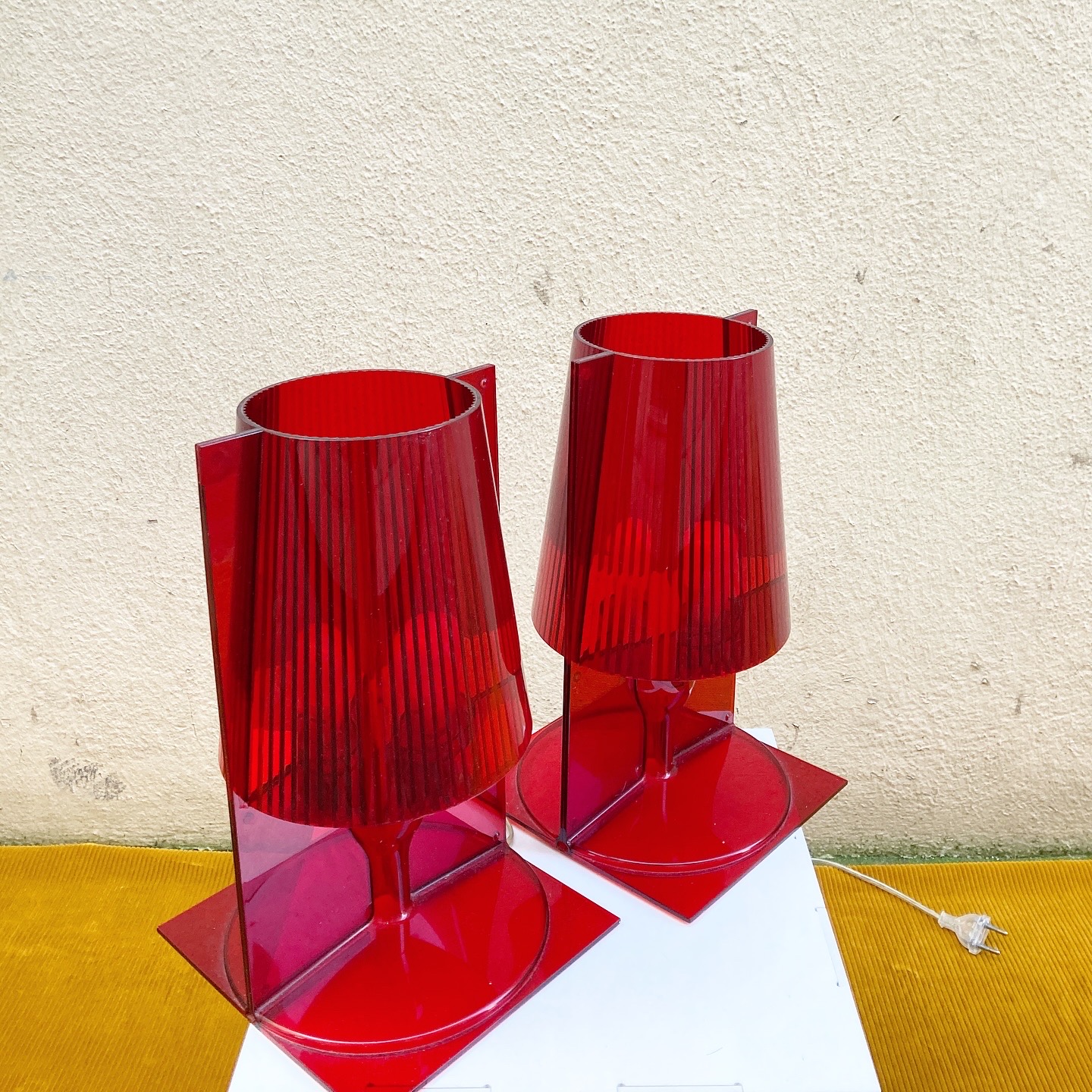 Lampe Take par Feruccio Laviani pour Kartell