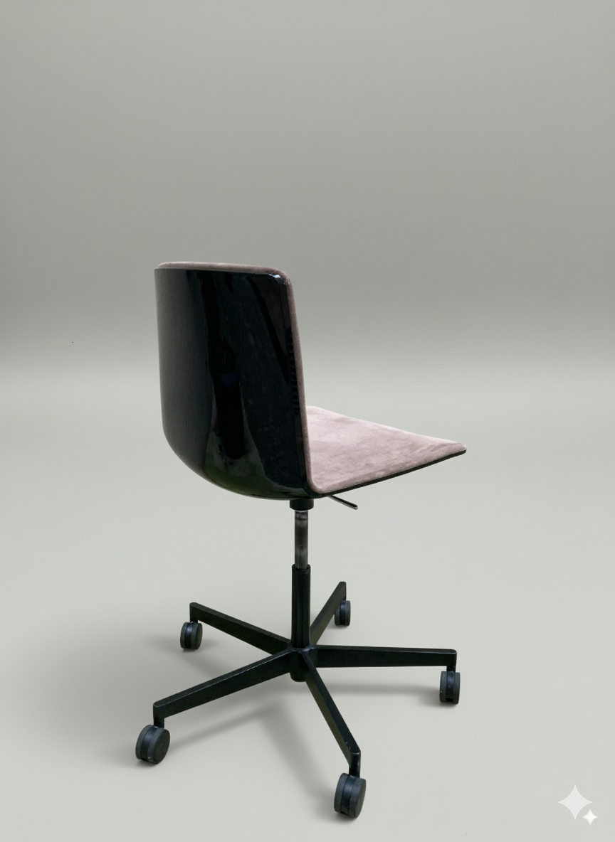 Chaise de bureau Pedrali Noa 727/4 — design italien contemporain