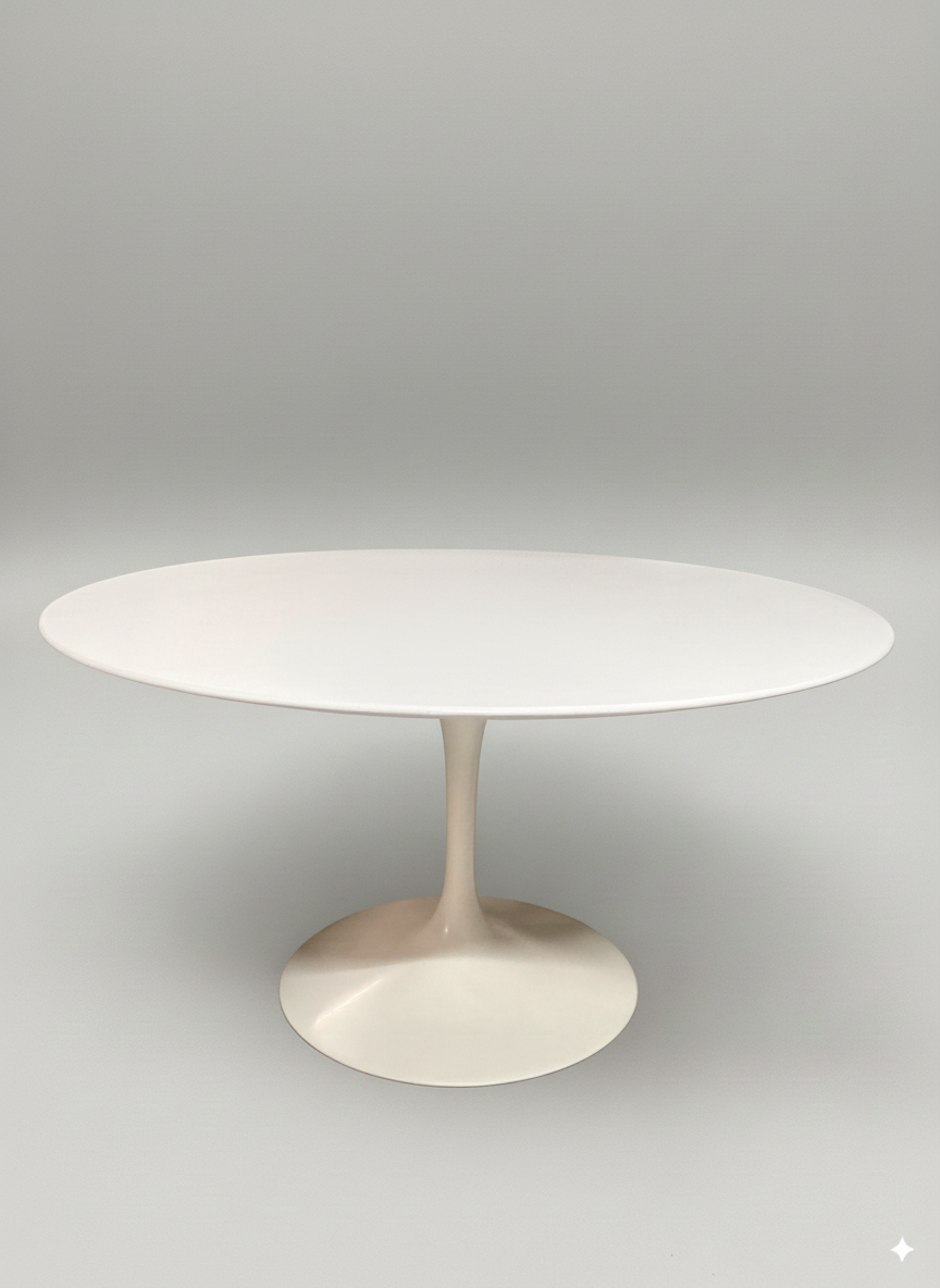 Table Tulipe 137 cm par Eero Saarinen pour Knoll