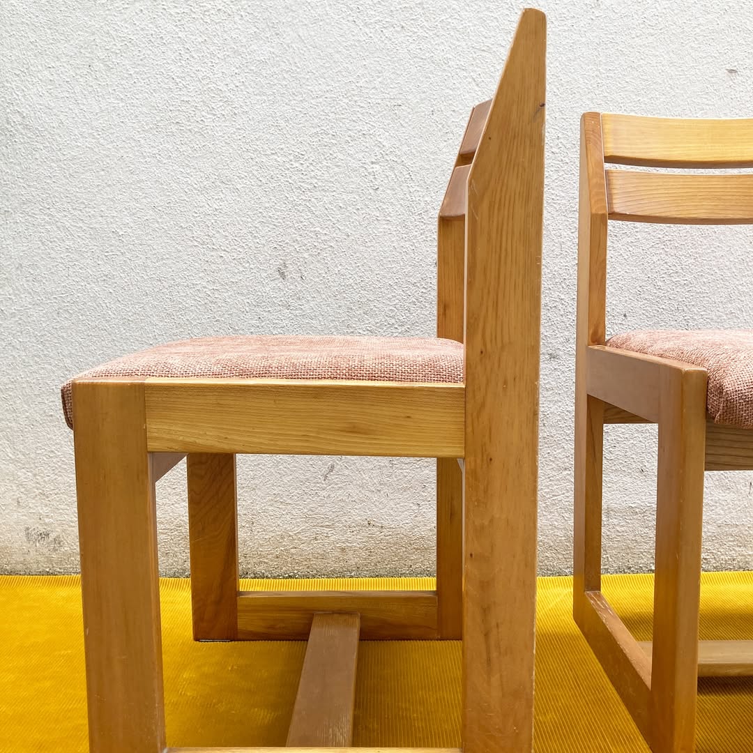 Chaises Maison Regain – Sculpturales & solaires : Blanc cassé ou Rouille