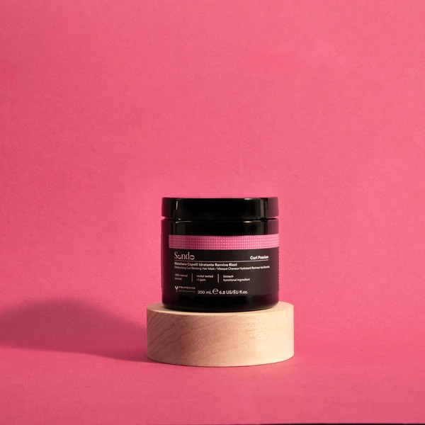Sendo MASCARILLA CAPILAR HIDRATANTE REVITALIZADORA DE RIZOS 200 ml.