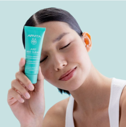 Apivita JUST BEE CLEAR BLEMISH CONTROL MATTIFYING MOISTURIZER 40 ml.