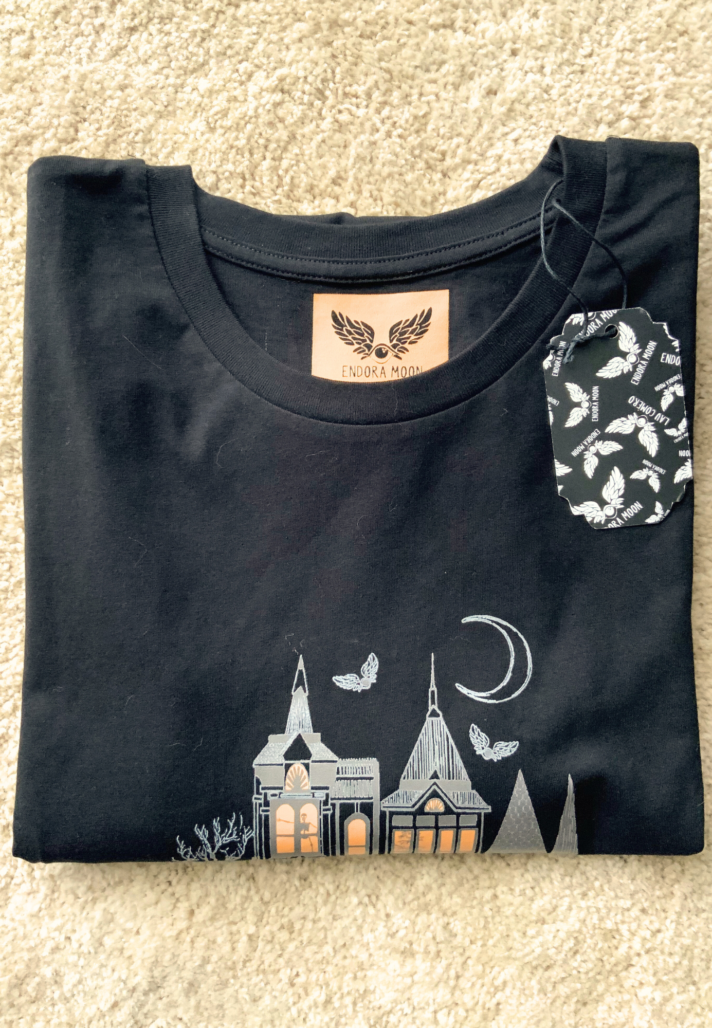 Camiseta Endora Moon House
