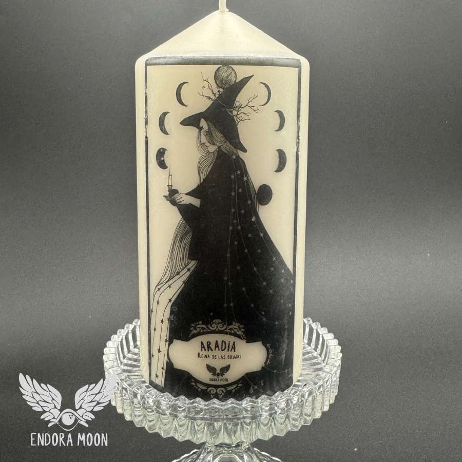 ARADIA CANDLE MOON