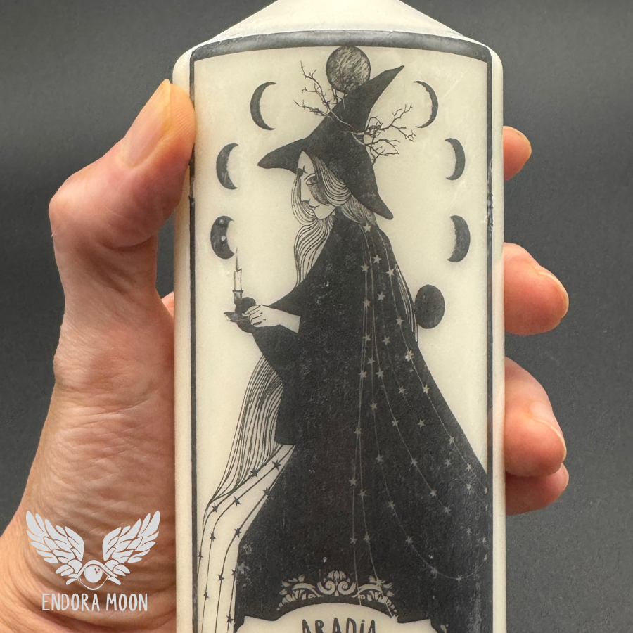 ARADIA  CANDLE MOON
