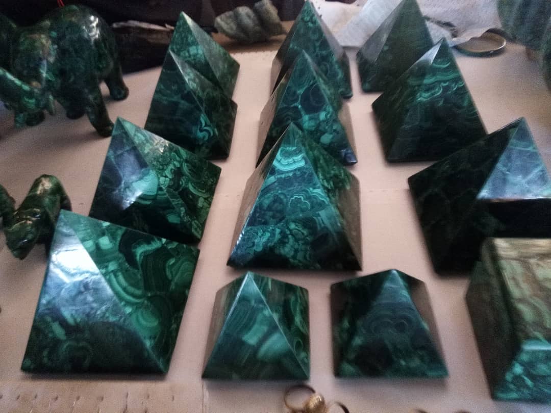 Pyramides en Malachite