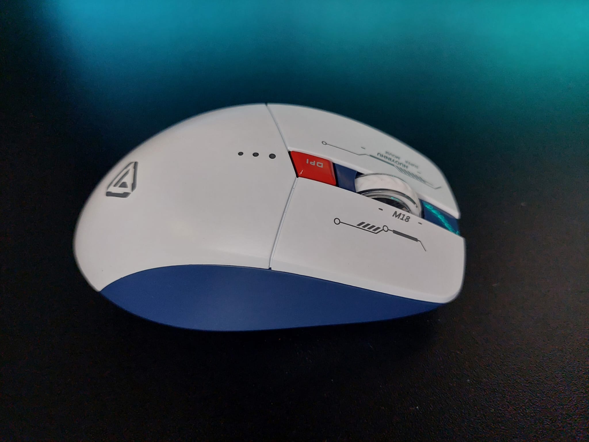 Ergonomic Mouse DPI 1600 Game Gaming 2.4G Wireless Mouse.Charging battery.