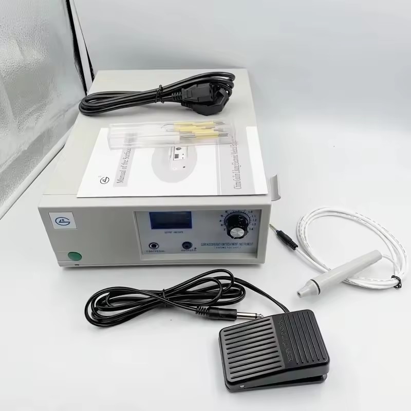 GENERATEUR D'ELECTROCHIRURGIE  BISTOURI ELECTRIQUE