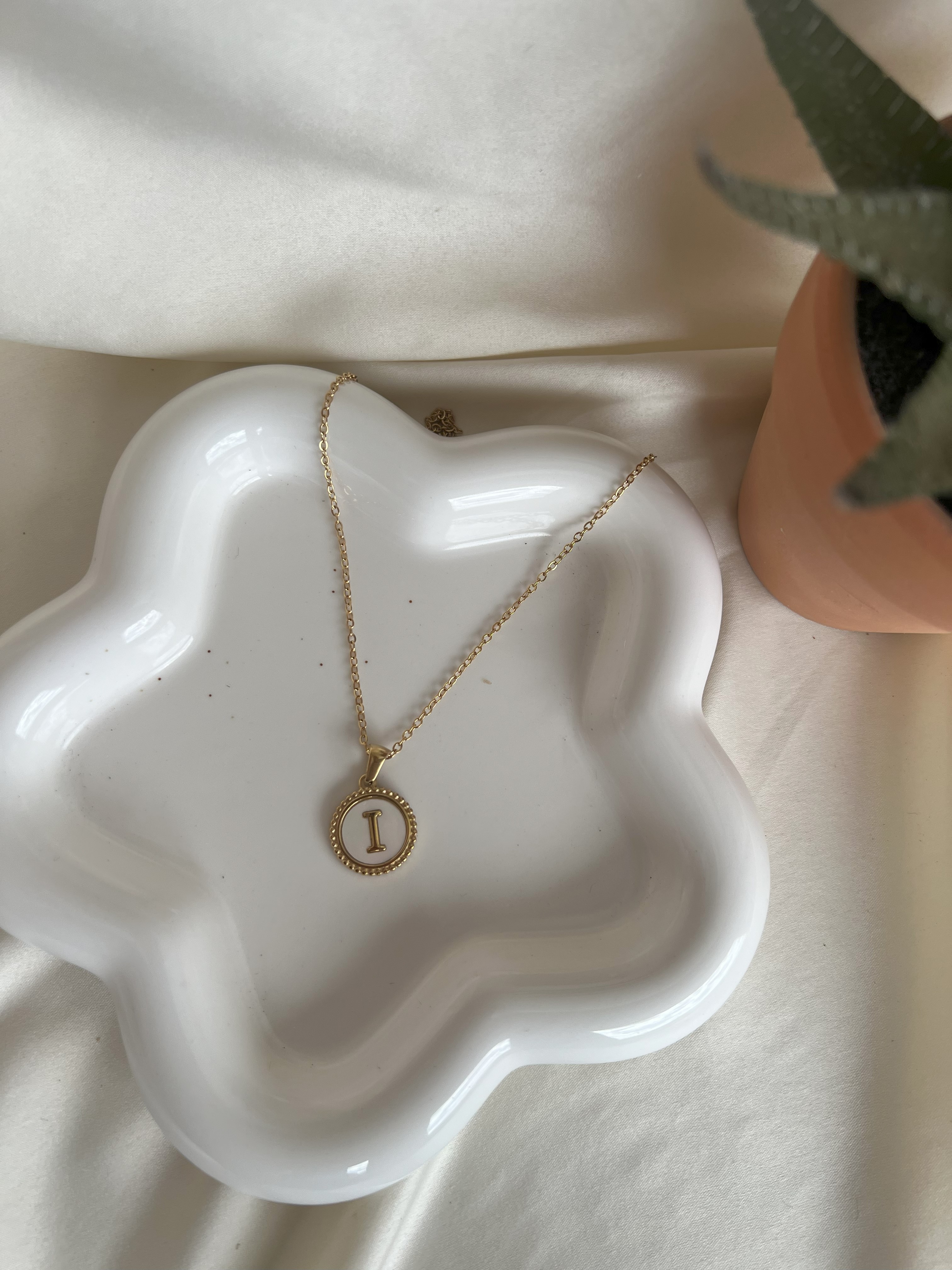 Collar Letra "I"