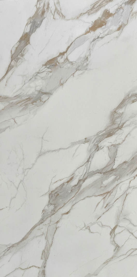 Calacatta Poanazzo full body