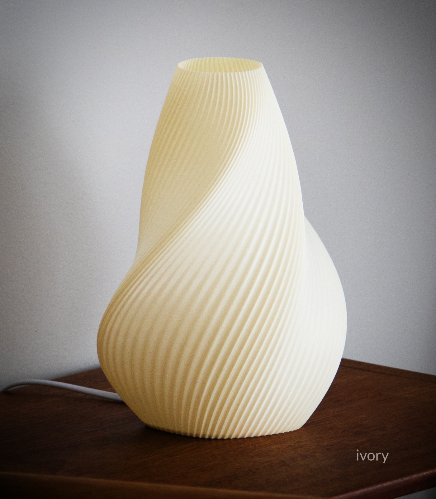 Ray - available in white and ivory
