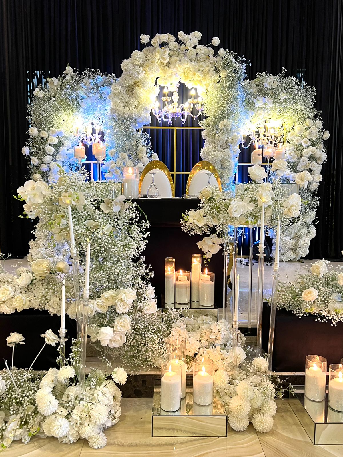 Elegant Wedding Decor