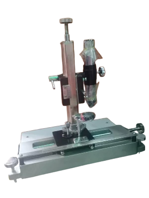 traveling microscope