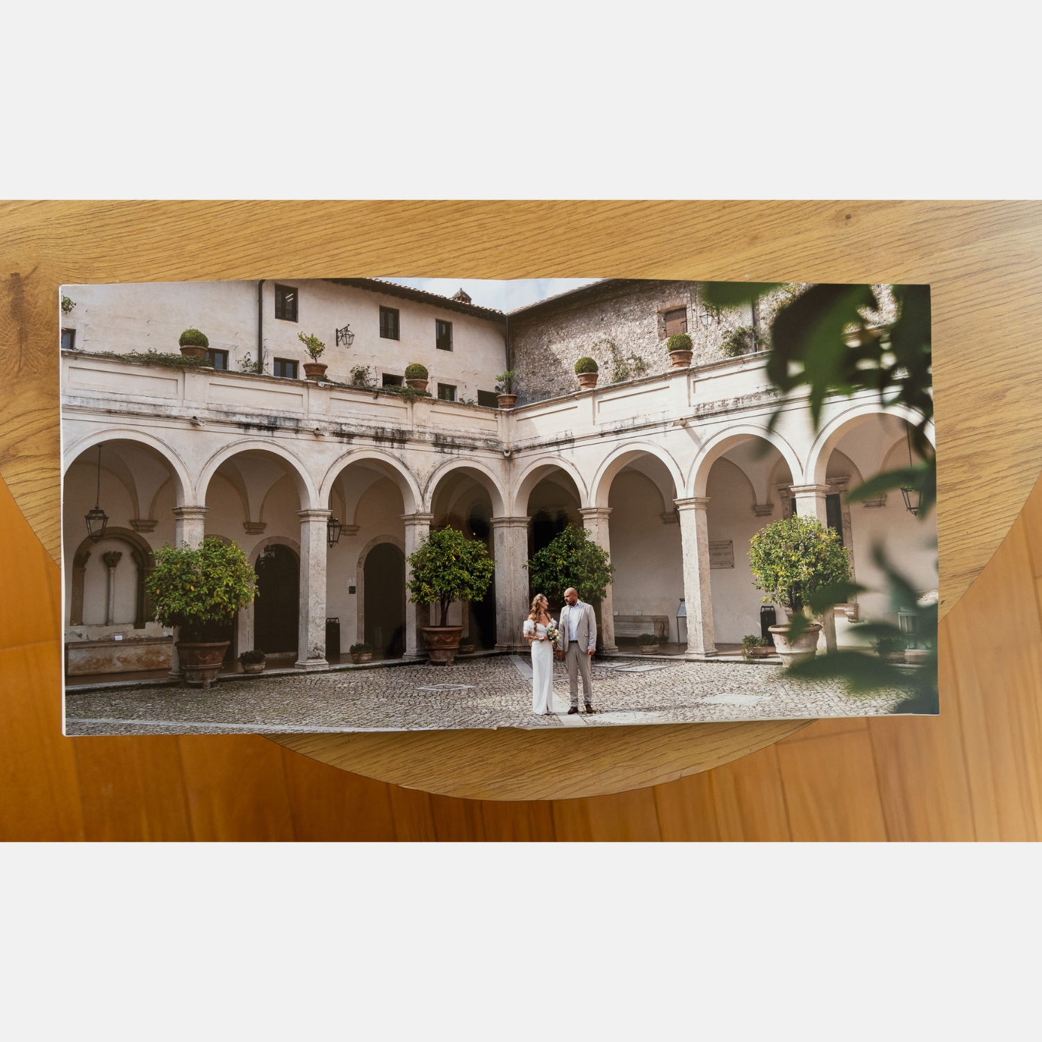 Delux fotolbumas akrilas+balta oda, 30x30 formatas