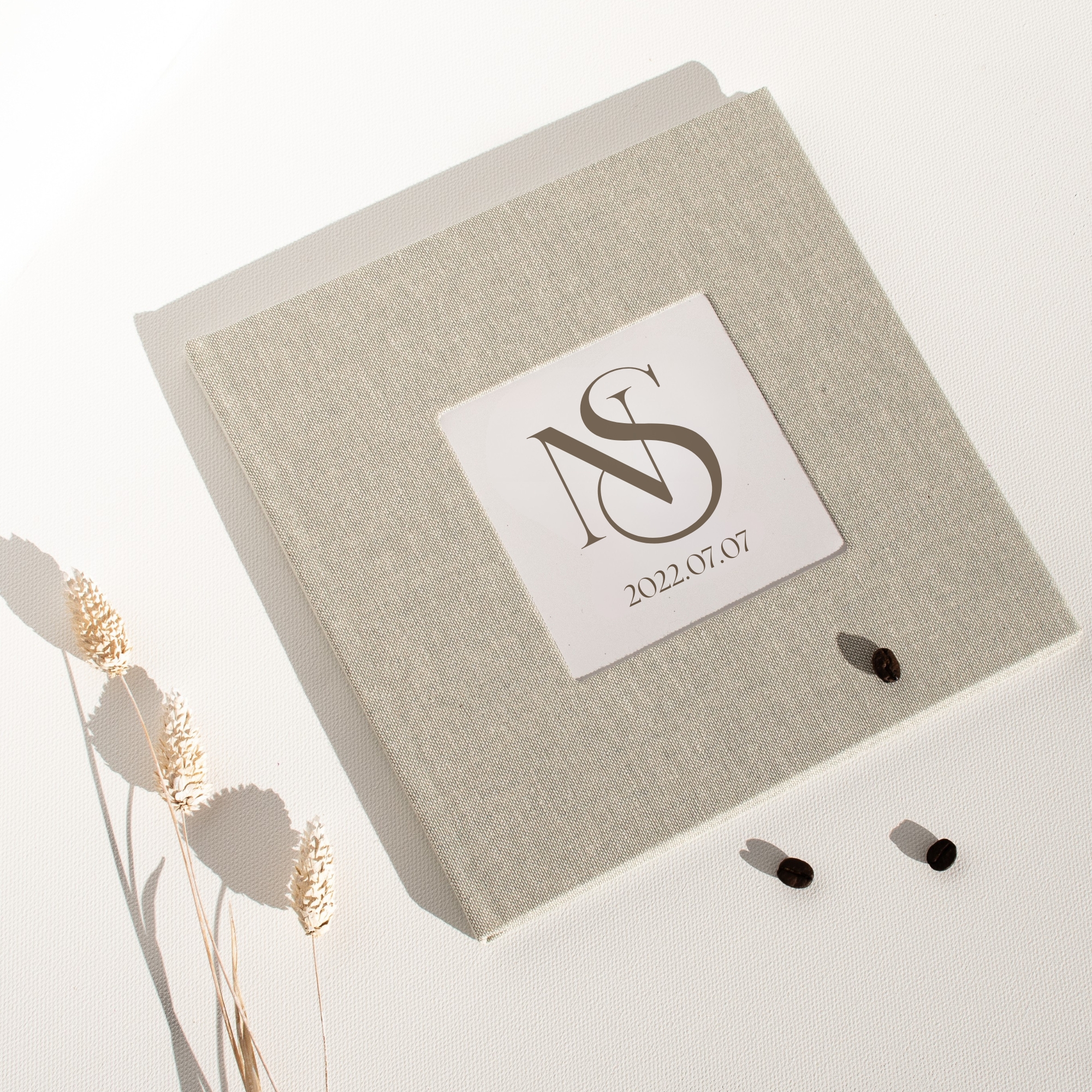 Pilka palinkėjimų knyga 20x20 (linas)