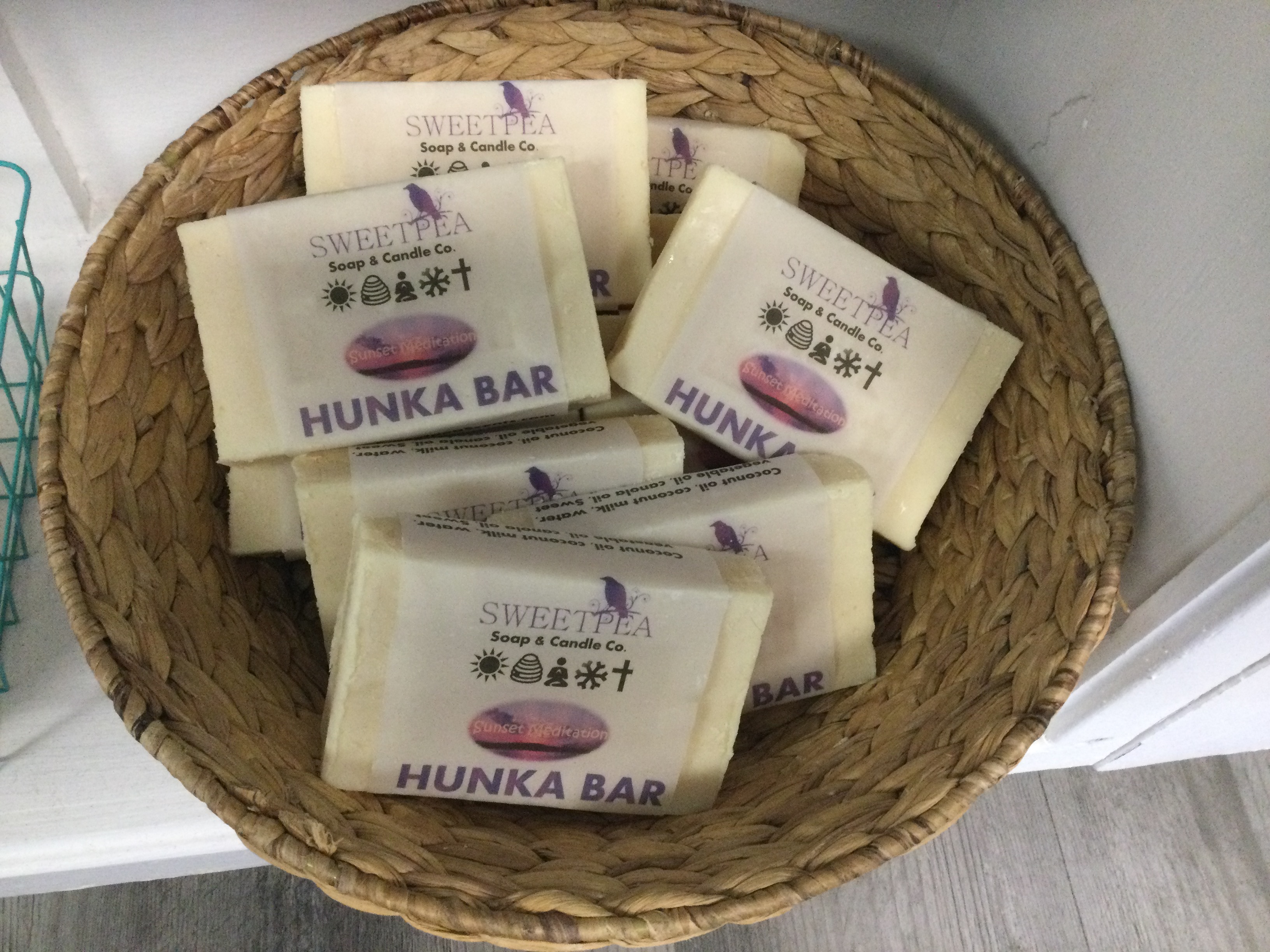 Hunka Bar