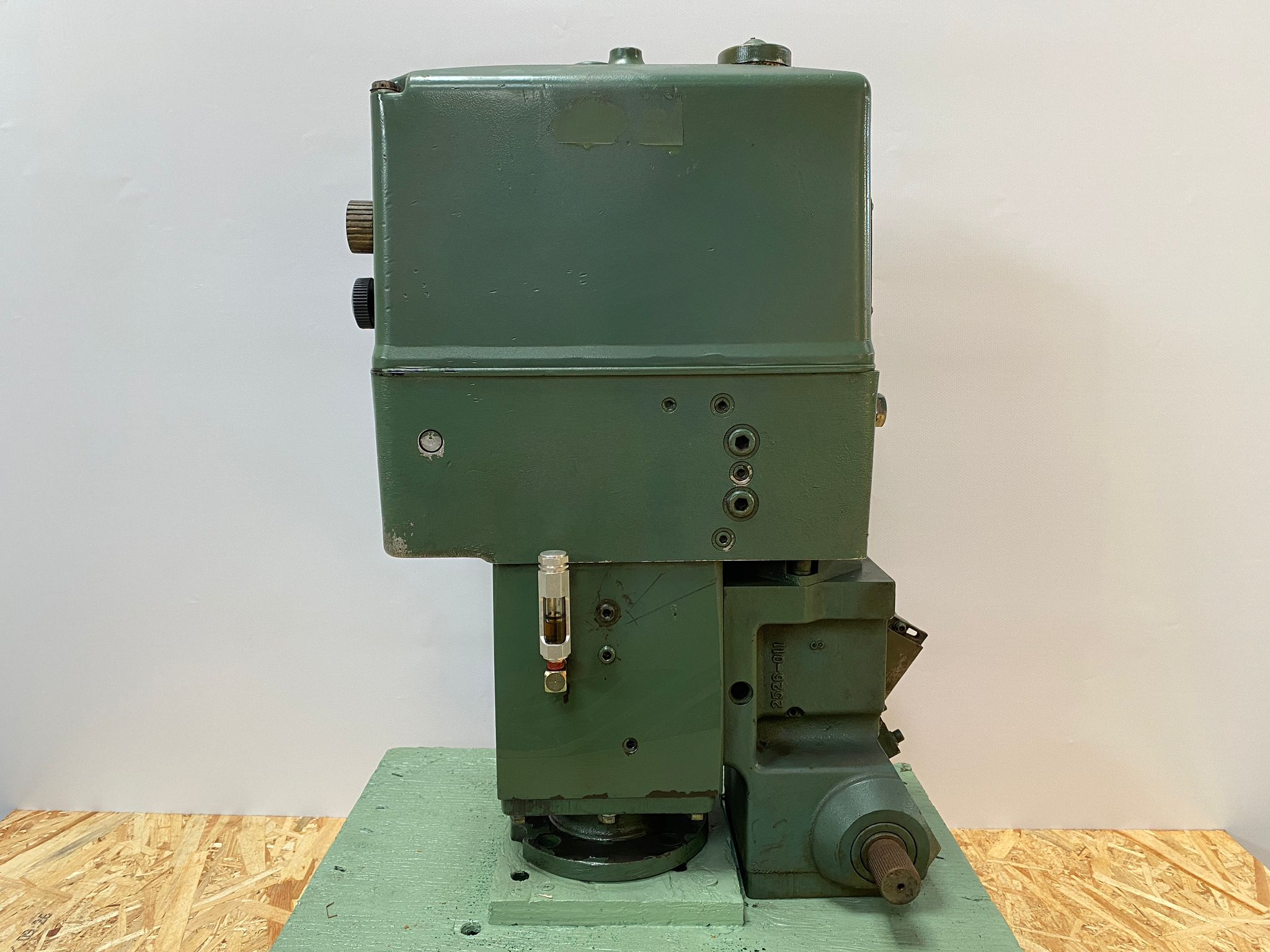 Woodward Type PGA Governor P/N 8575- 956