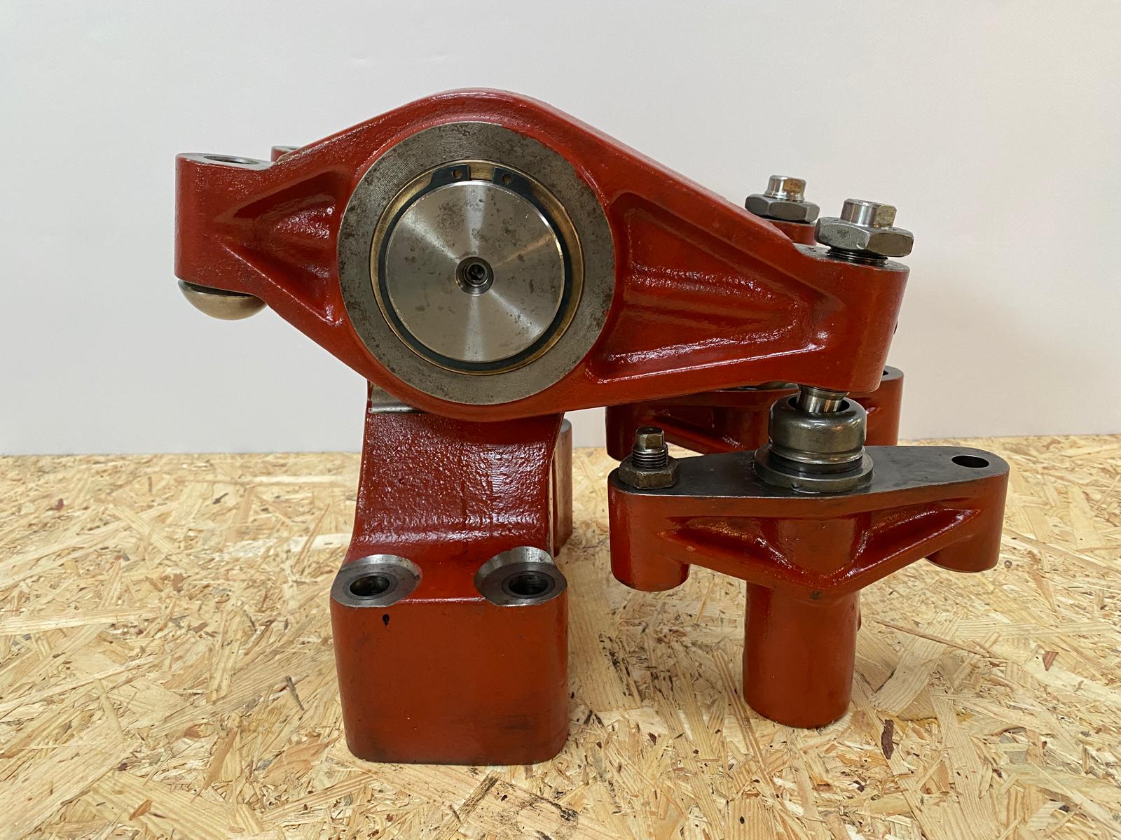 Rocker Arms Wartsila VASA 32 - (REACONDITIONATED)