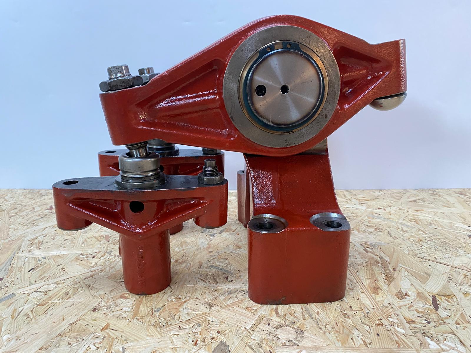 Rocker Arms Wartsila VASA 32 - (REACONDITIONATED)