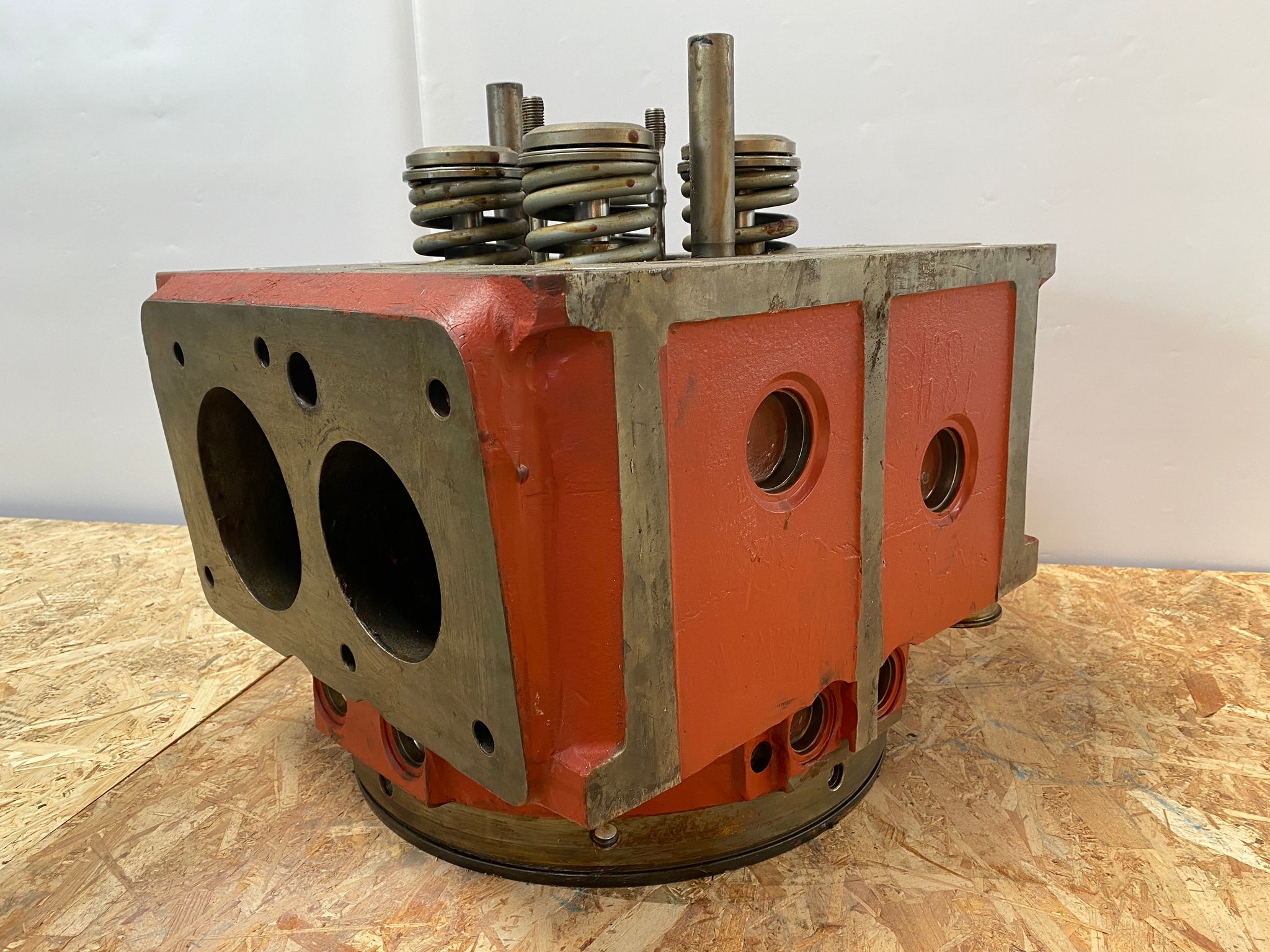 Cylinder Head Wärtsila 32  -  Complete (RECONDITIONATED)