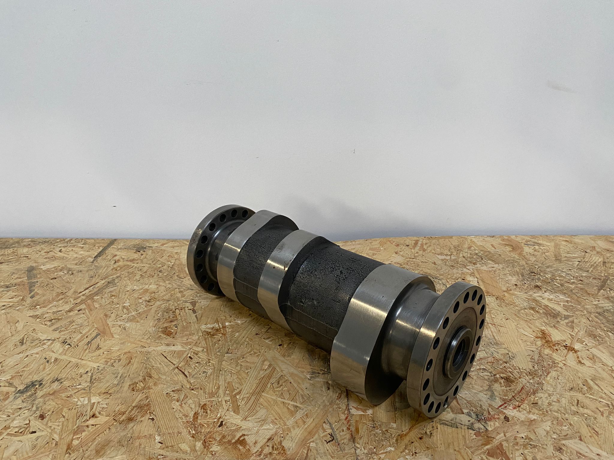 Camshaft section Wartsila 32 (RECONDITIONATED)