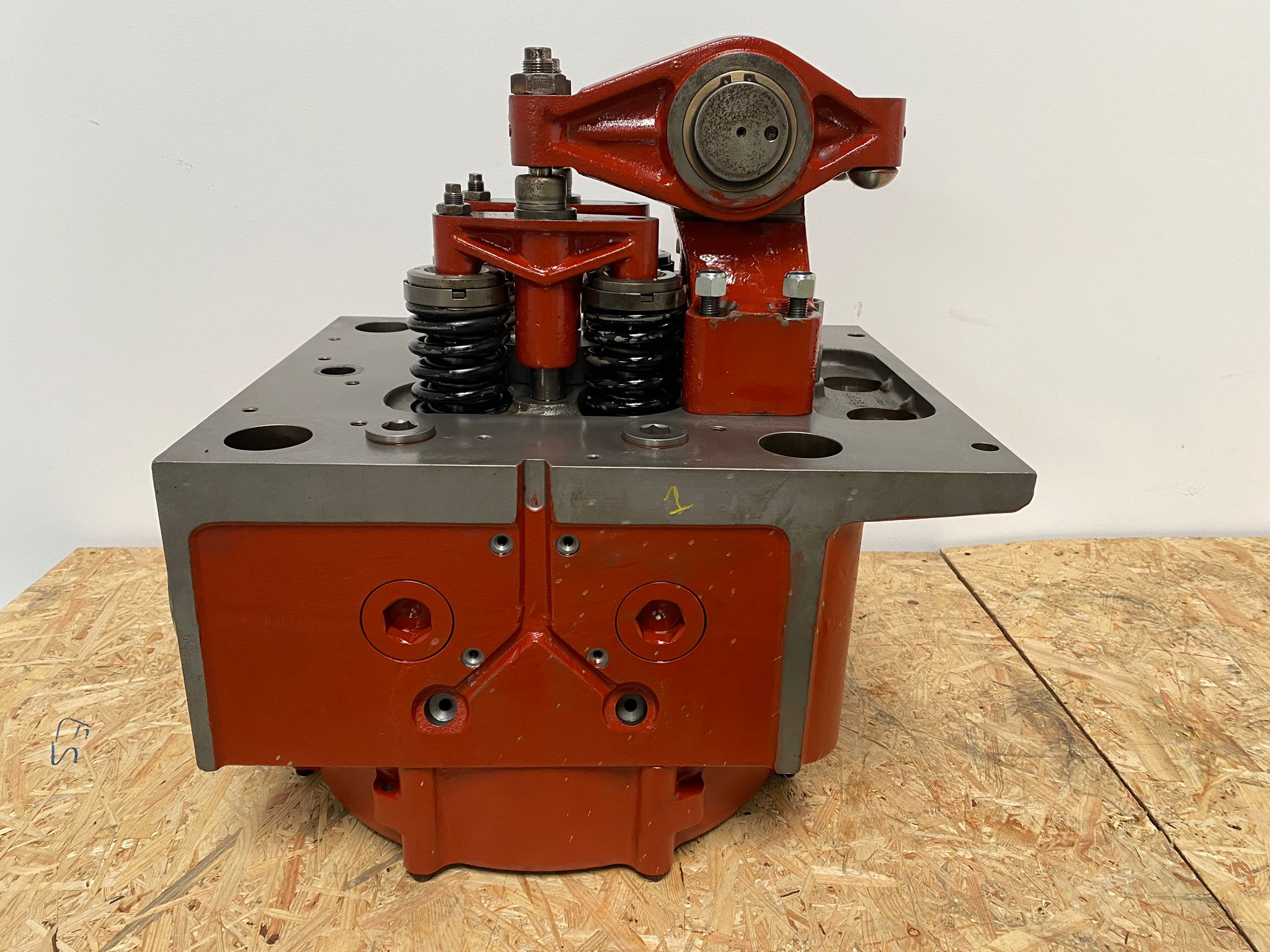 Cylinder Head Wärtsila VASA 32  -  Complete (RECONDITIONATED)