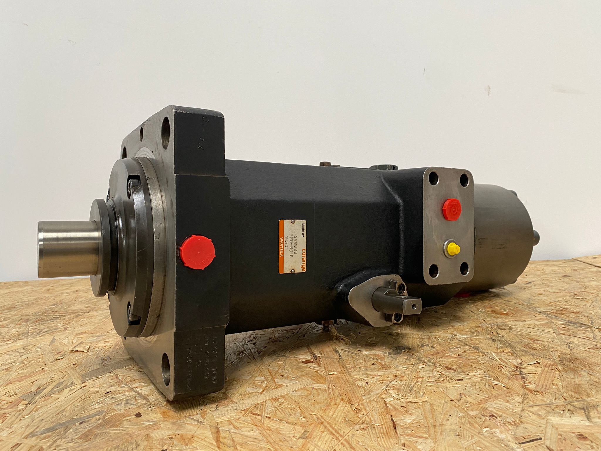 Injection Pump Wärtsila 46  -  Complete (RECONDITIONATED)
