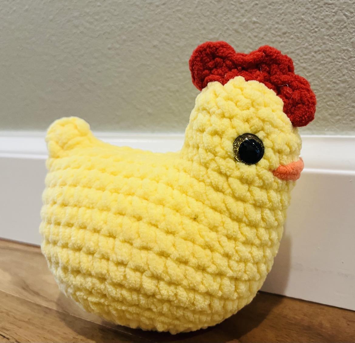 Small Crochet Chicken