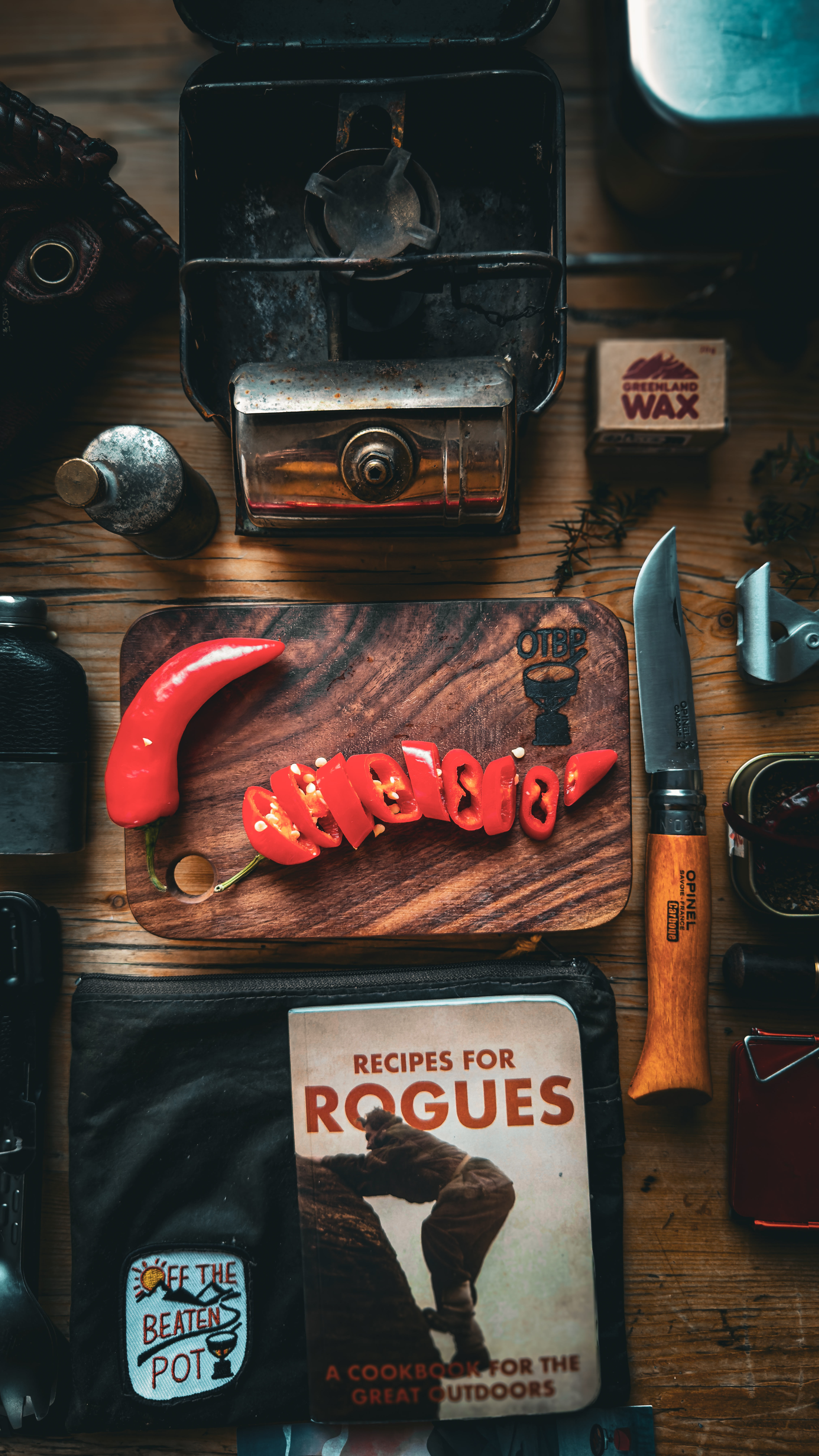 Walnut Mess Tin Chopping Board