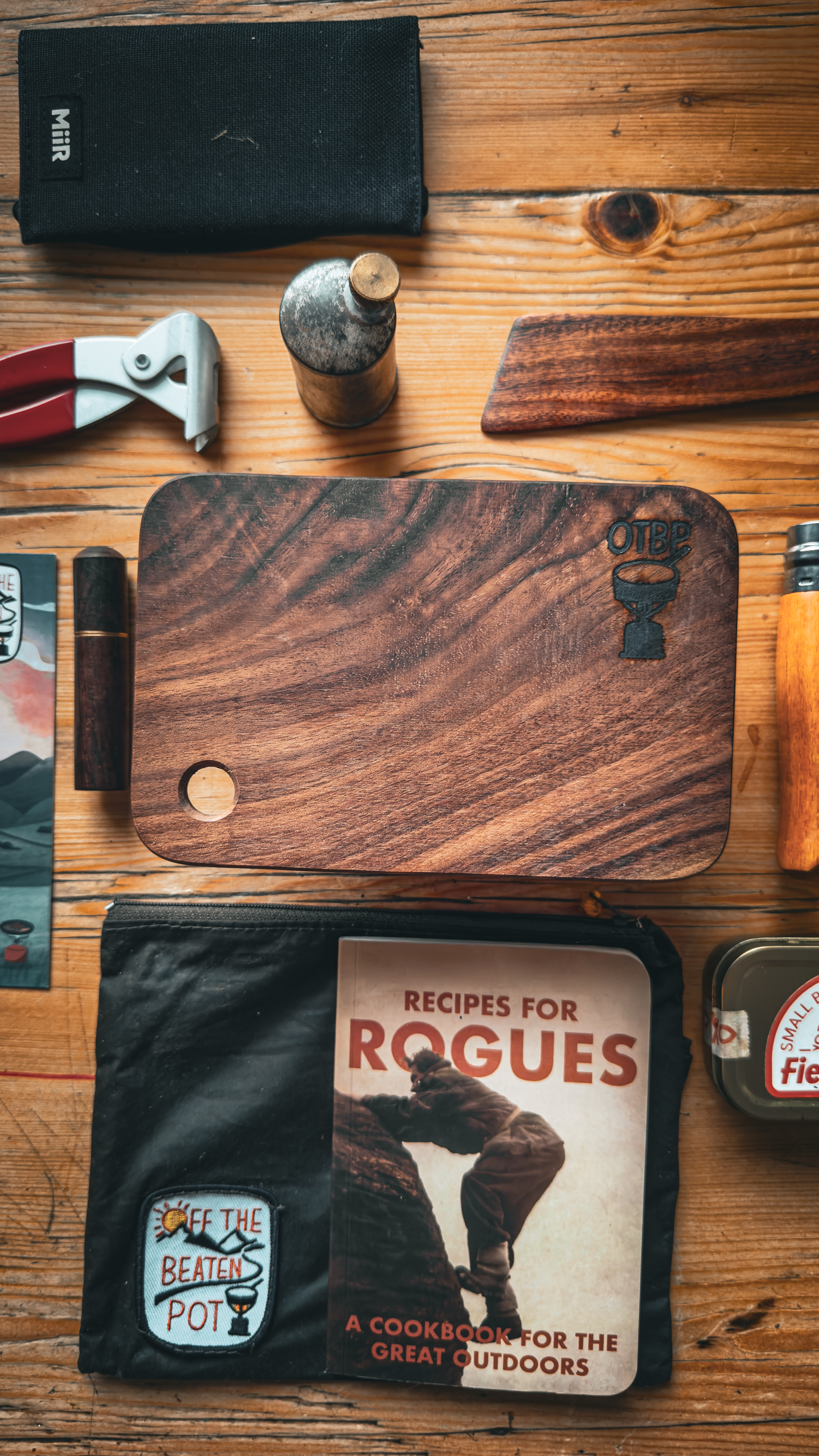 Walnut Mess Tin Chopping Board 