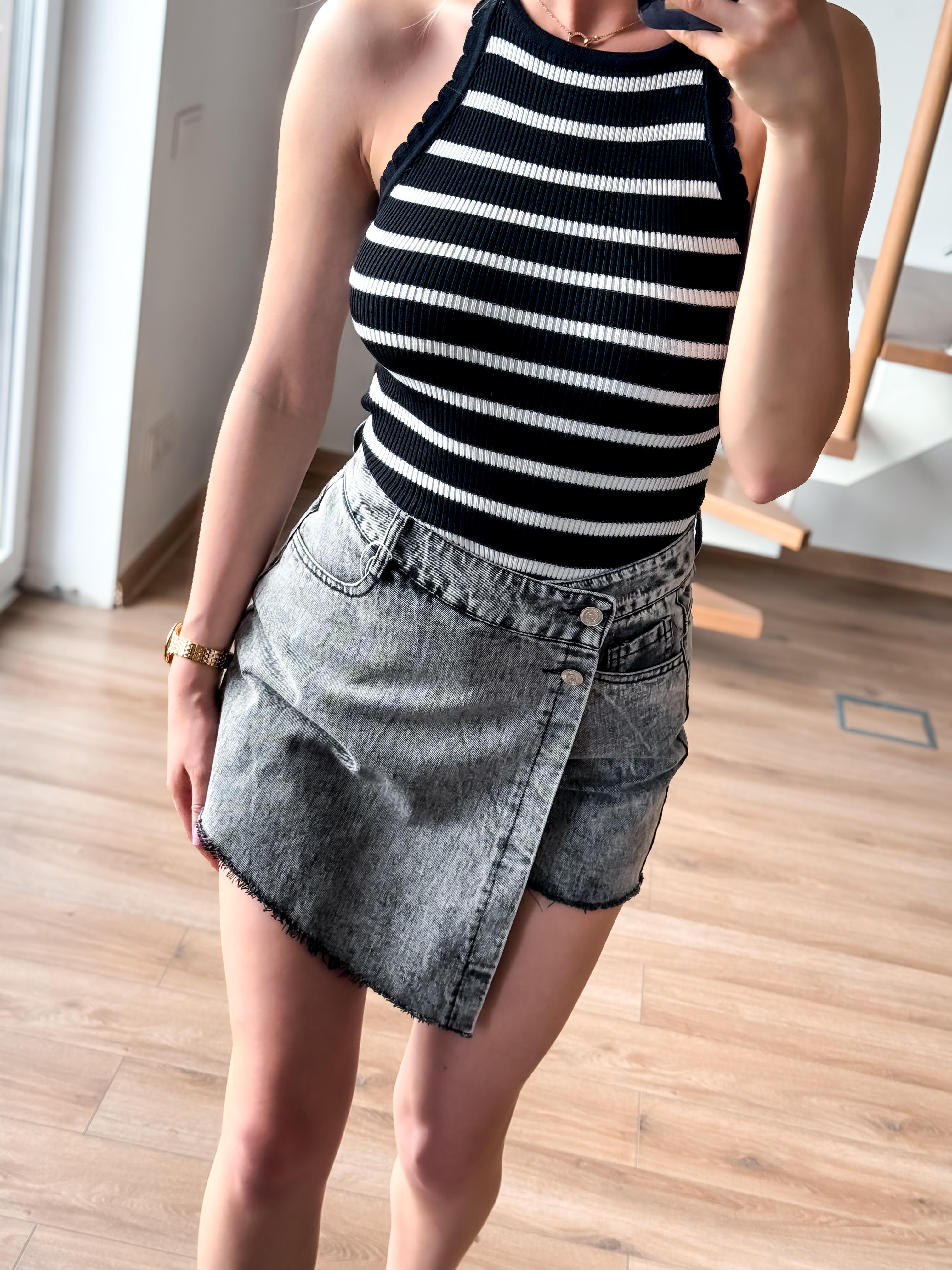 Dryžuota palaidinė juoda/balta