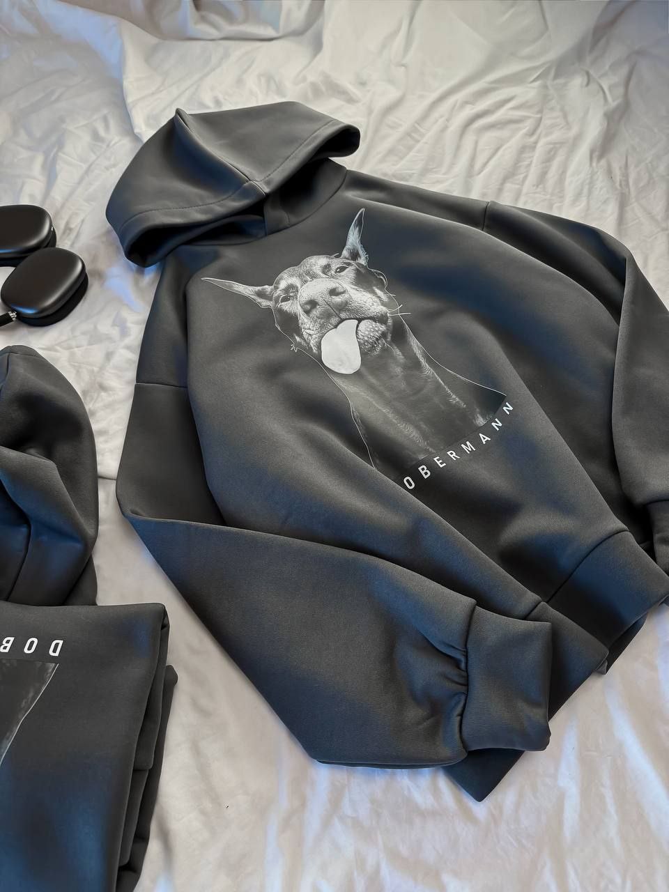 Džemperis "Dobermanas"