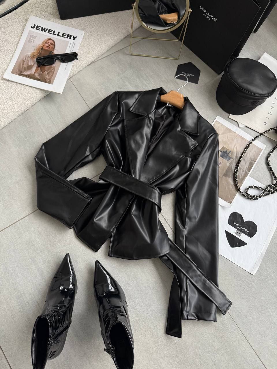 Eko odos švarkelis su dirželiu