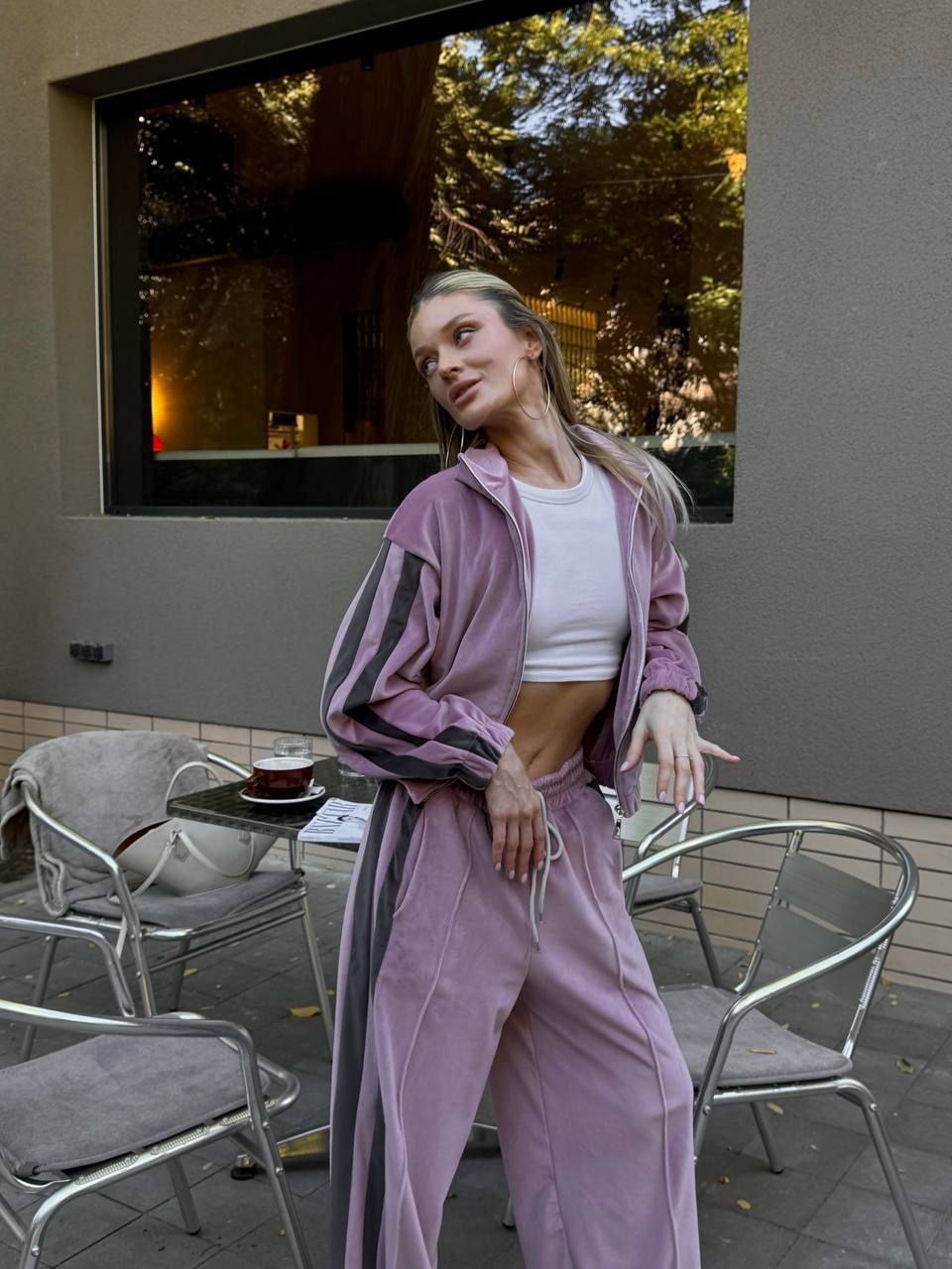 Laisvalaikio kostiumėlis “Lover”