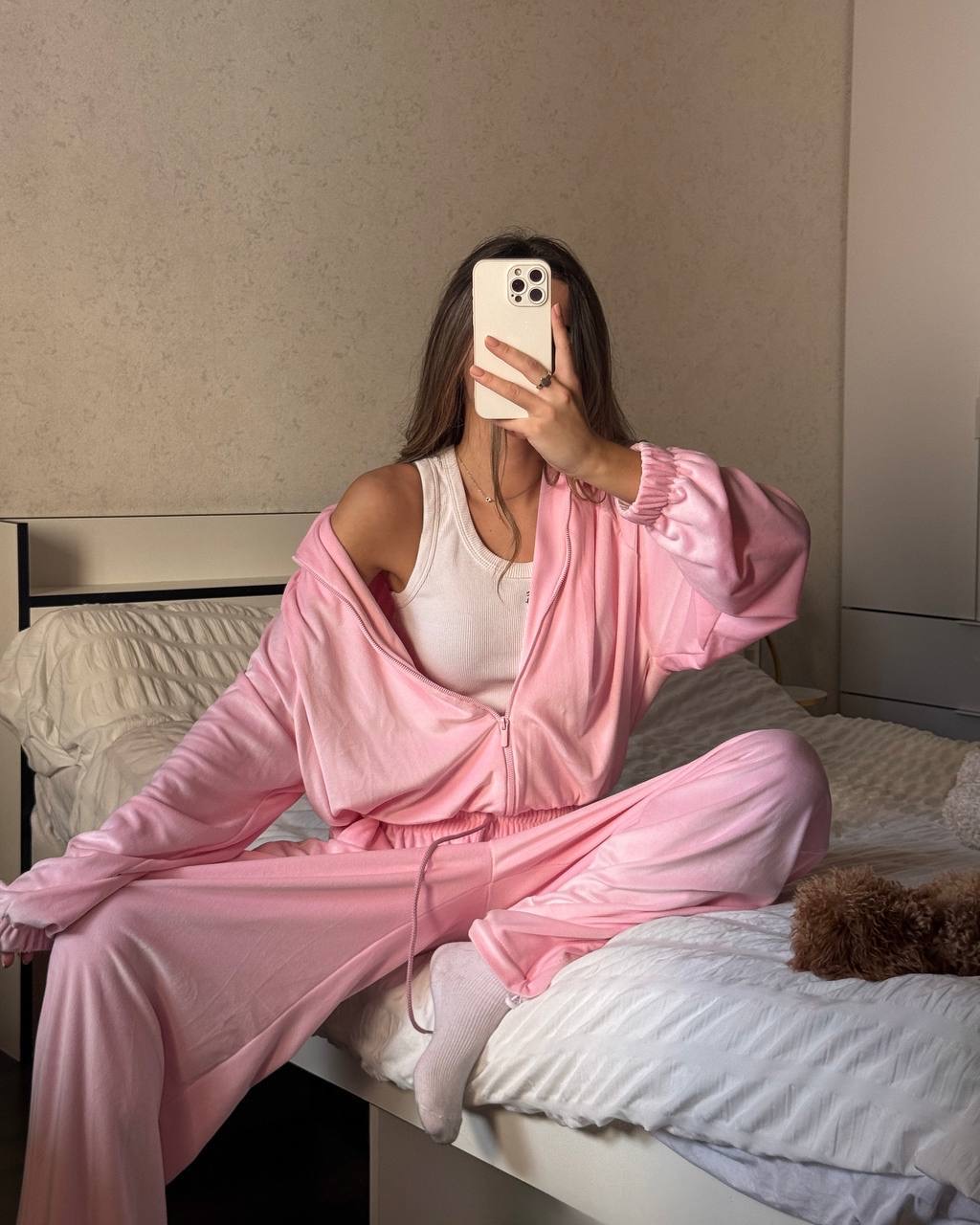 Rožinis oversize stiliaus laisvalaikio kostiumėlis