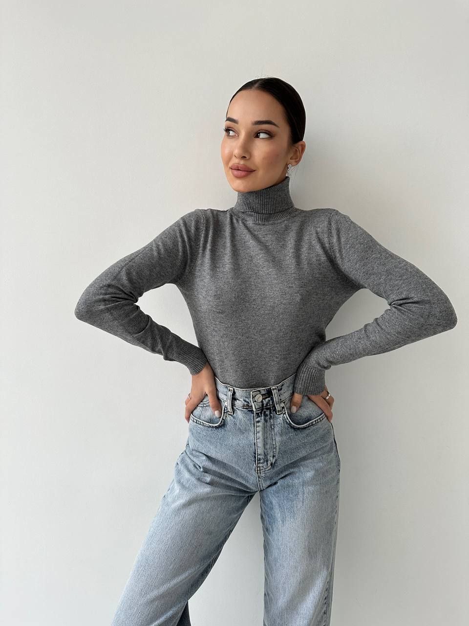 Megztinis aukštu kaklu su kašmyru