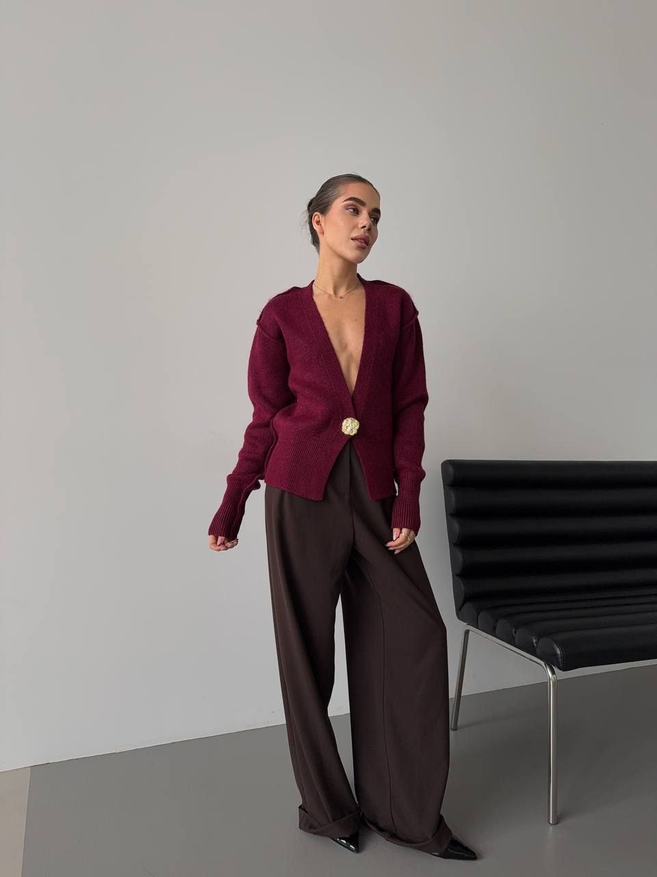 Burgundy spalvos kardiganas